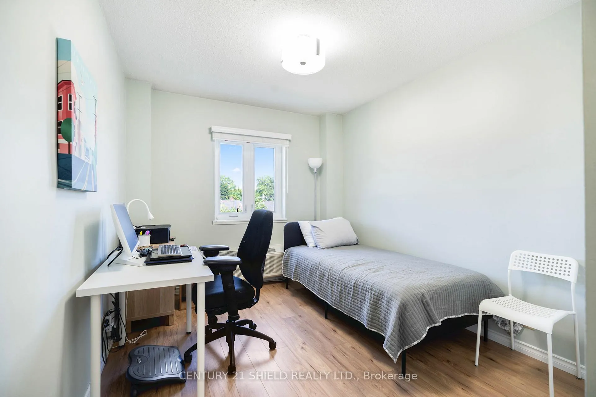 Photo 19 of Unit 401, 308 Second Street E, Cornwall — HOMEH