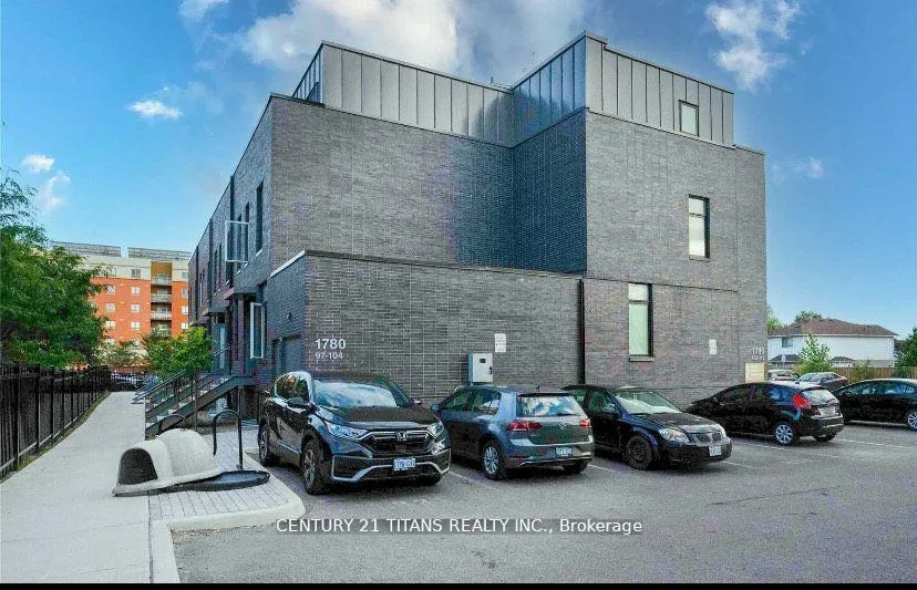 Photo of Unit 98, 1780 Simcoe Street N