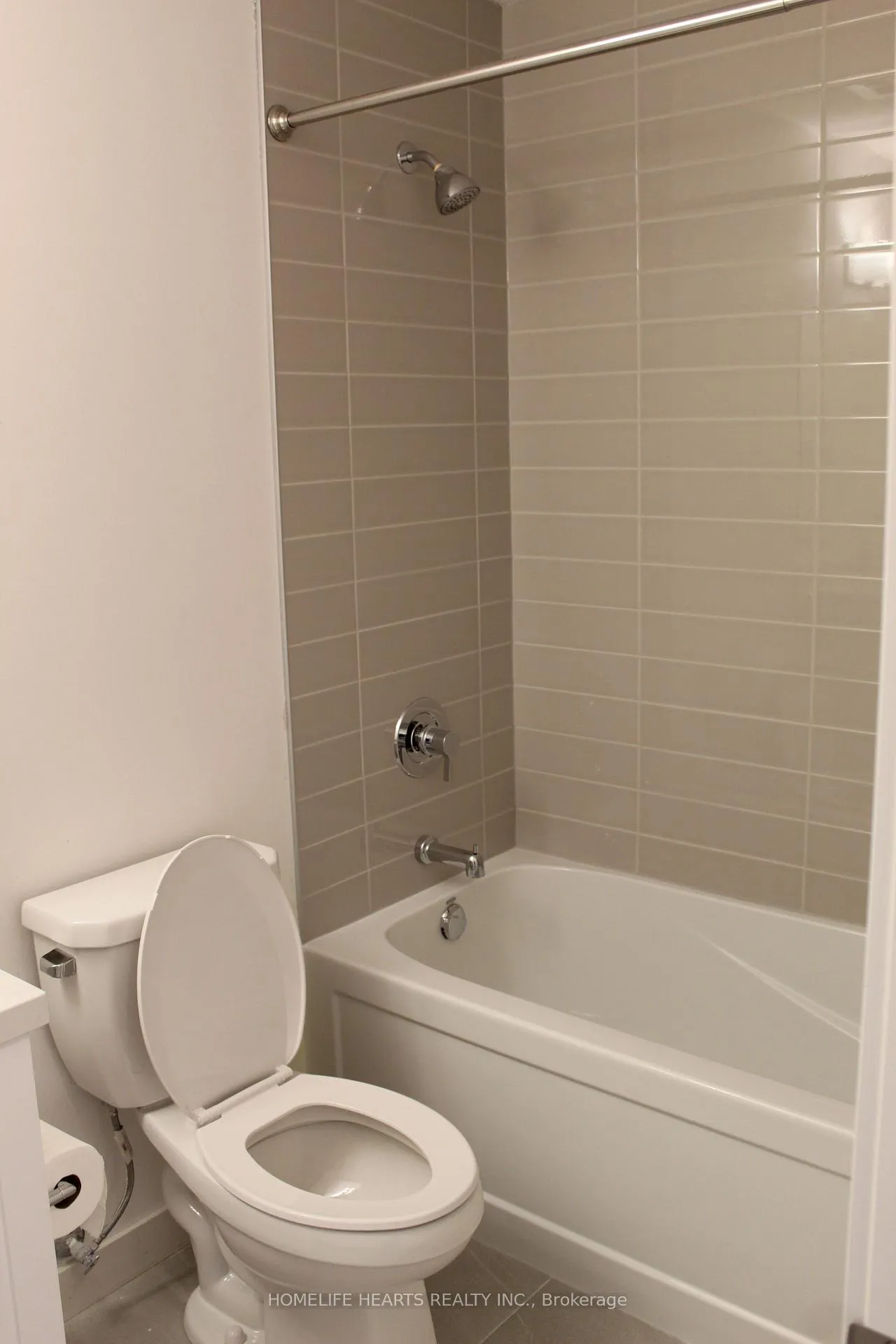 Photo 17 of Unit 1101, 55 Clarington Boulevard, Clarington, Bowmanville — HOMEH