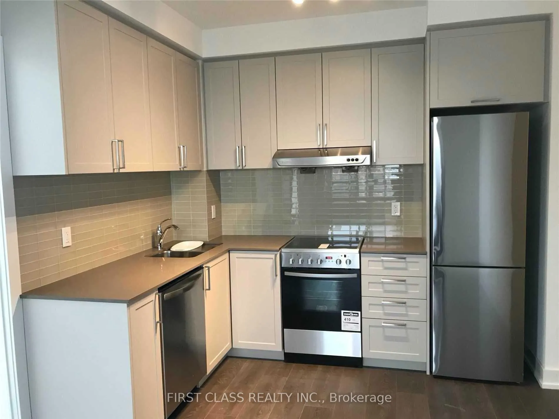Photo 2 of Unit 709W, 268 Buchanan Drive, Markham, Unionville — HOMEH