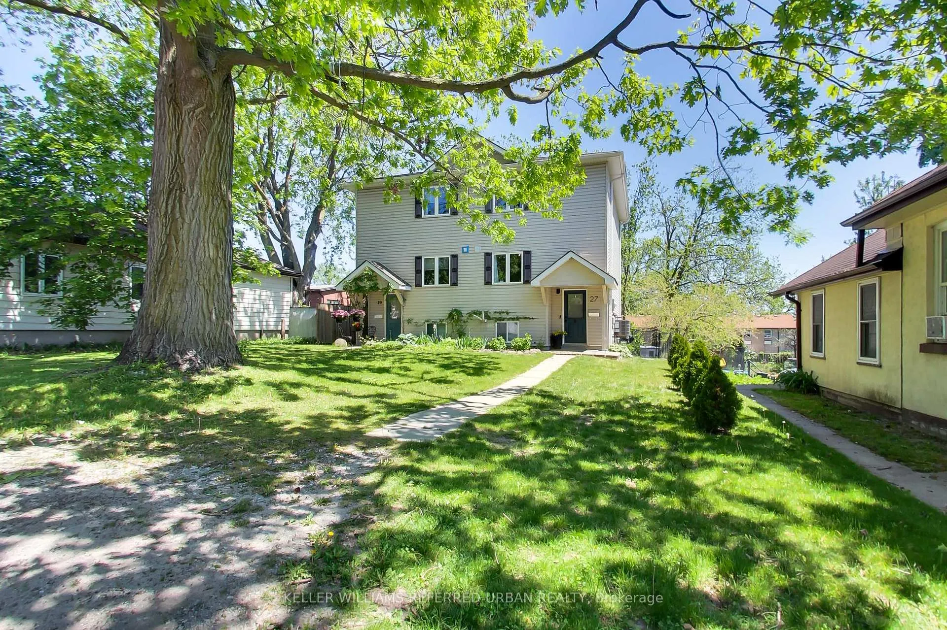 Photo 2 of 27 Lount Street, Barrie, Wellington — HOMEH