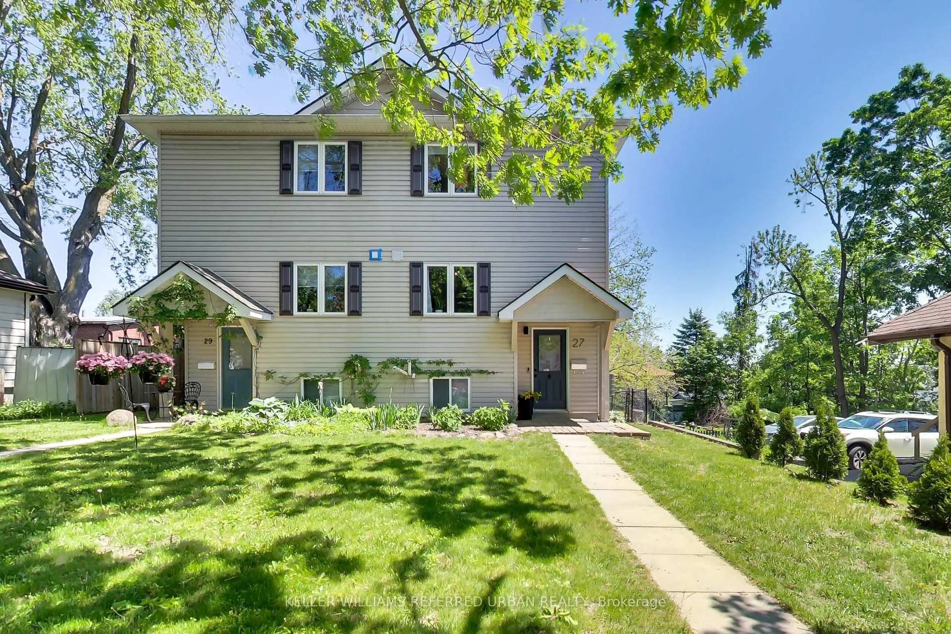 Photo 3 of 27 Lount Street, Barrie, Wellington — HOMEH