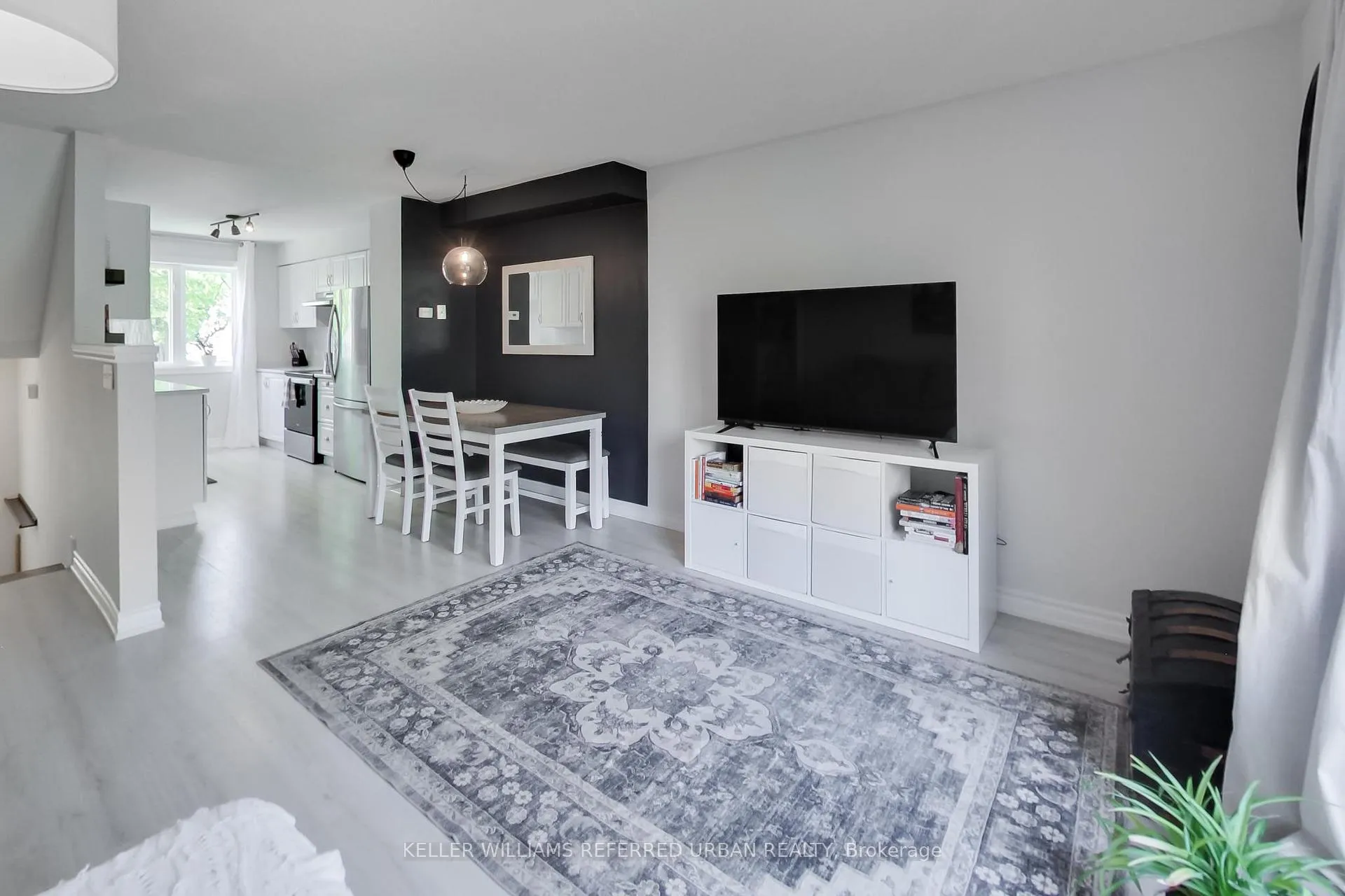 Photo 7 of 27 Lount Street, Barrie, Wellington — HOMEH
