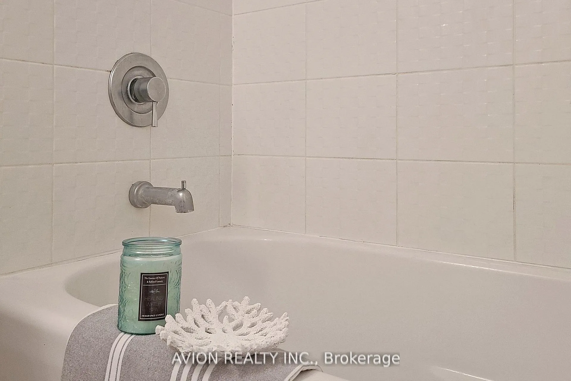 Photo 23 of Unit 2106E, 36 Lisgar Street, Toronto, Little Portugal — HOMEH