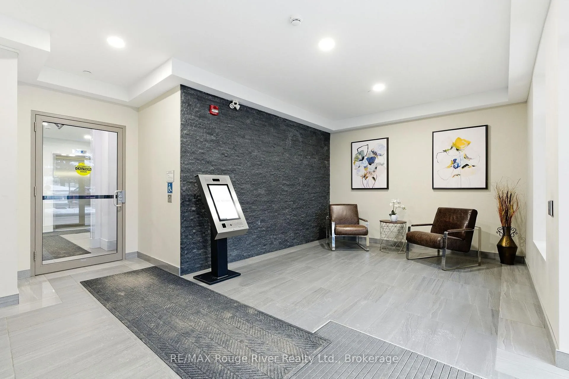 Photo 5 of Unit 212, 135 Orr Street, Cobourg — HOMEH