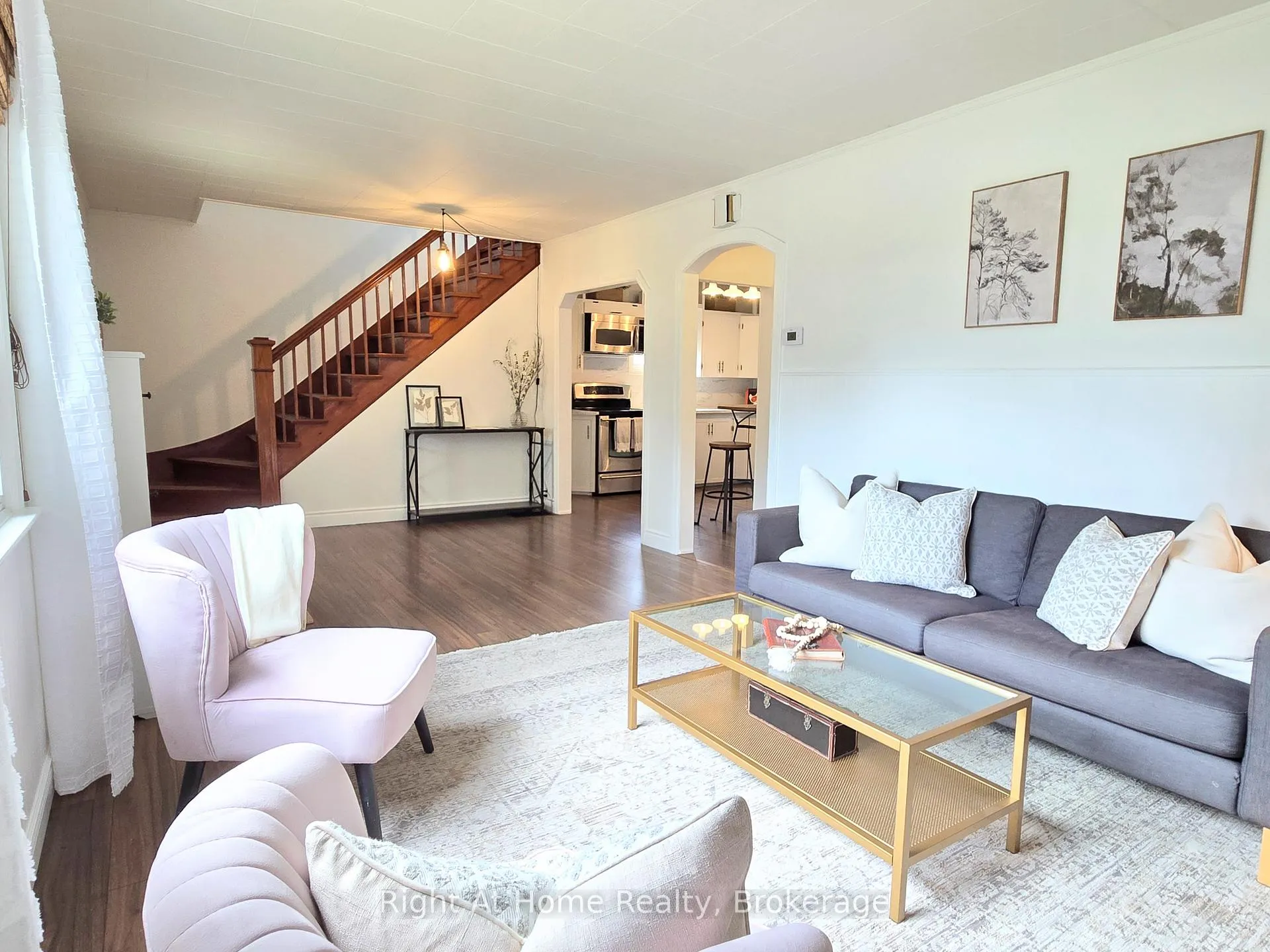 Photo 10 of 376 Colborne Street E, Oshawa, O'Neill — HOMEH