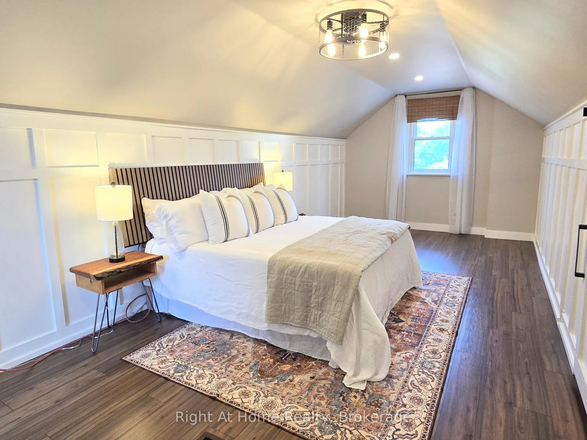 Photo 16 of 376 Colborne Street E, Oshawa, O'Neill — HOMEH