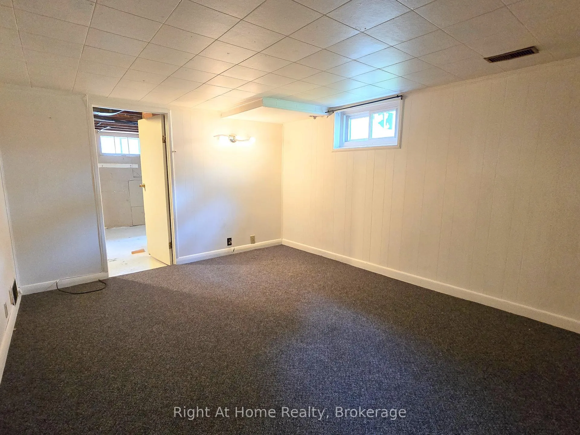 Photo 25 of 376 Colborne Street E, Oshawa, O'Neill — HOMEH