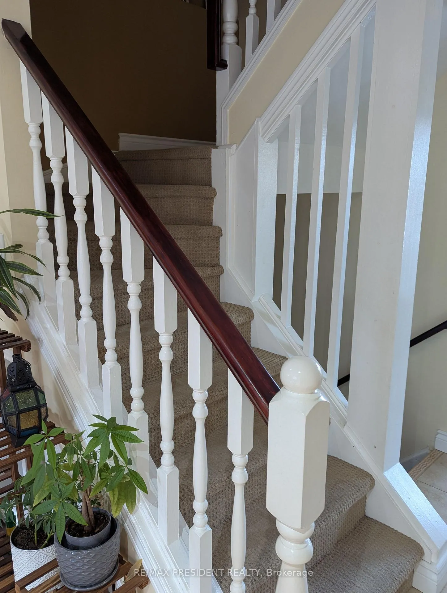 Photo 18 of 2563 Whittaker Drive, Burlington, Brant Hills — HOMEH