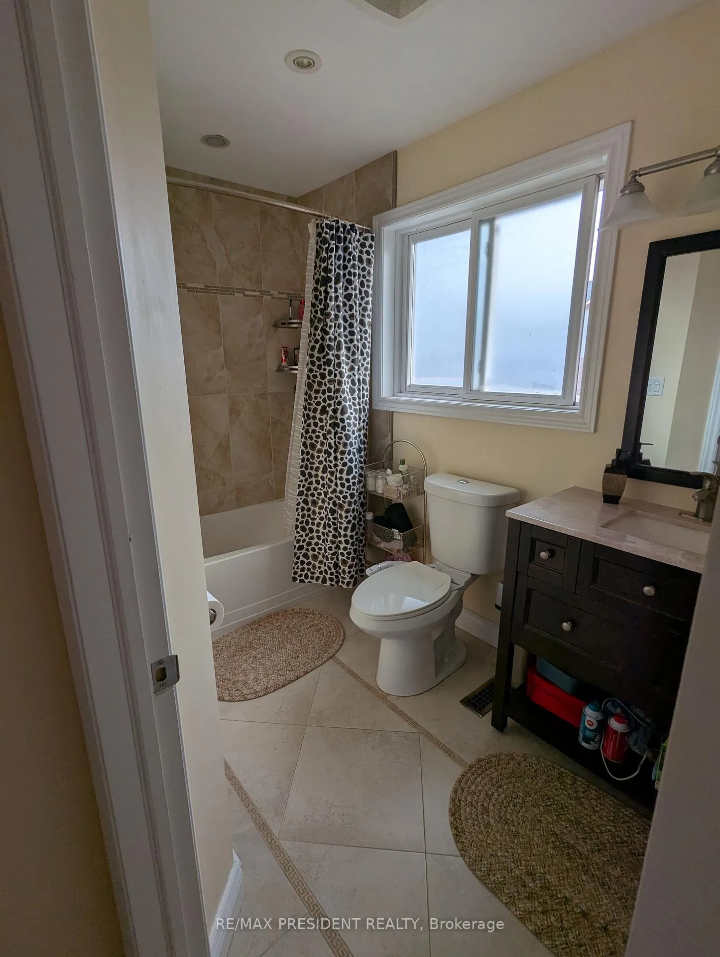 Photo 21 of 2563 Whittaker Drive, Burlington, Brant Hills — HOMEH