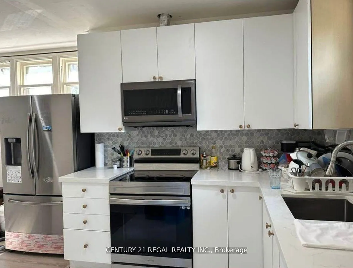 Photo 2 of 34 Dalewood Avenue, Hamilton, Westdale — HOMEH