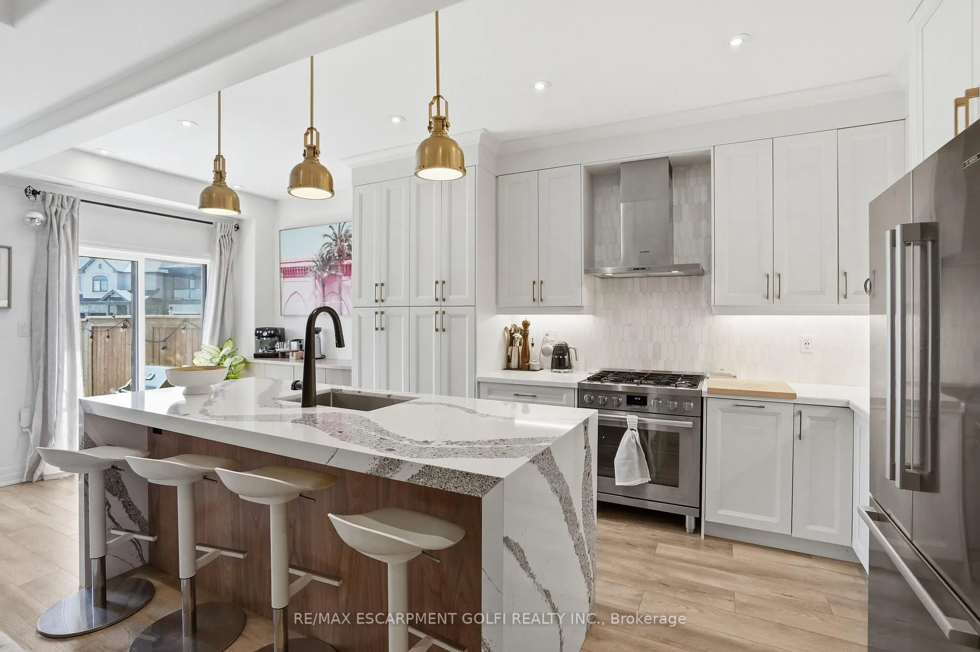 Photo 10 of 39 Bellhouse Avenue, Brantford, Empire South — HOMEH