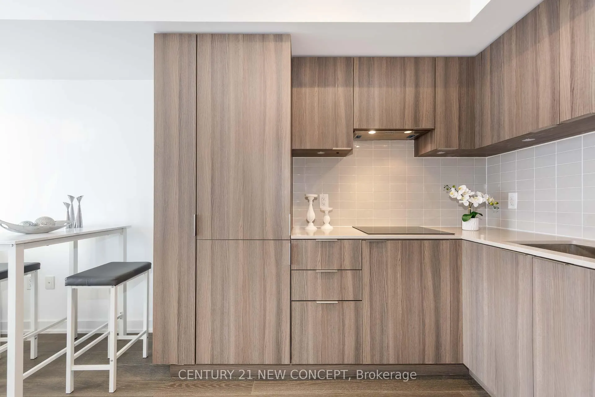 Photo 10 of Unit 5503, 11 Wellesley Street W, Toronto, Bay Street Corridor — HOMEH