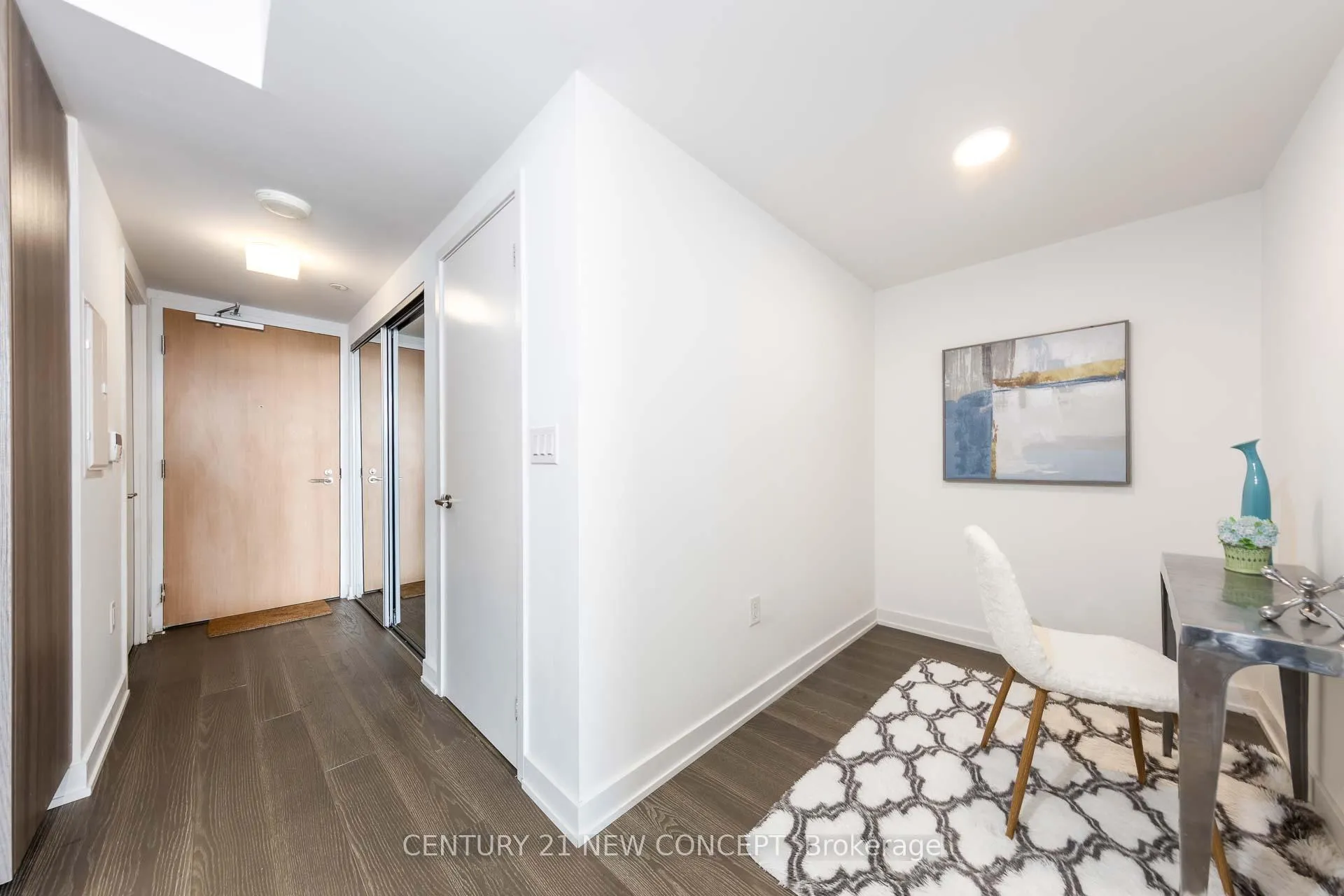 Photo 37 of Unit 5503, 11 Wellesley Street W, Toronto, Bay Street Corridor — HOMEH