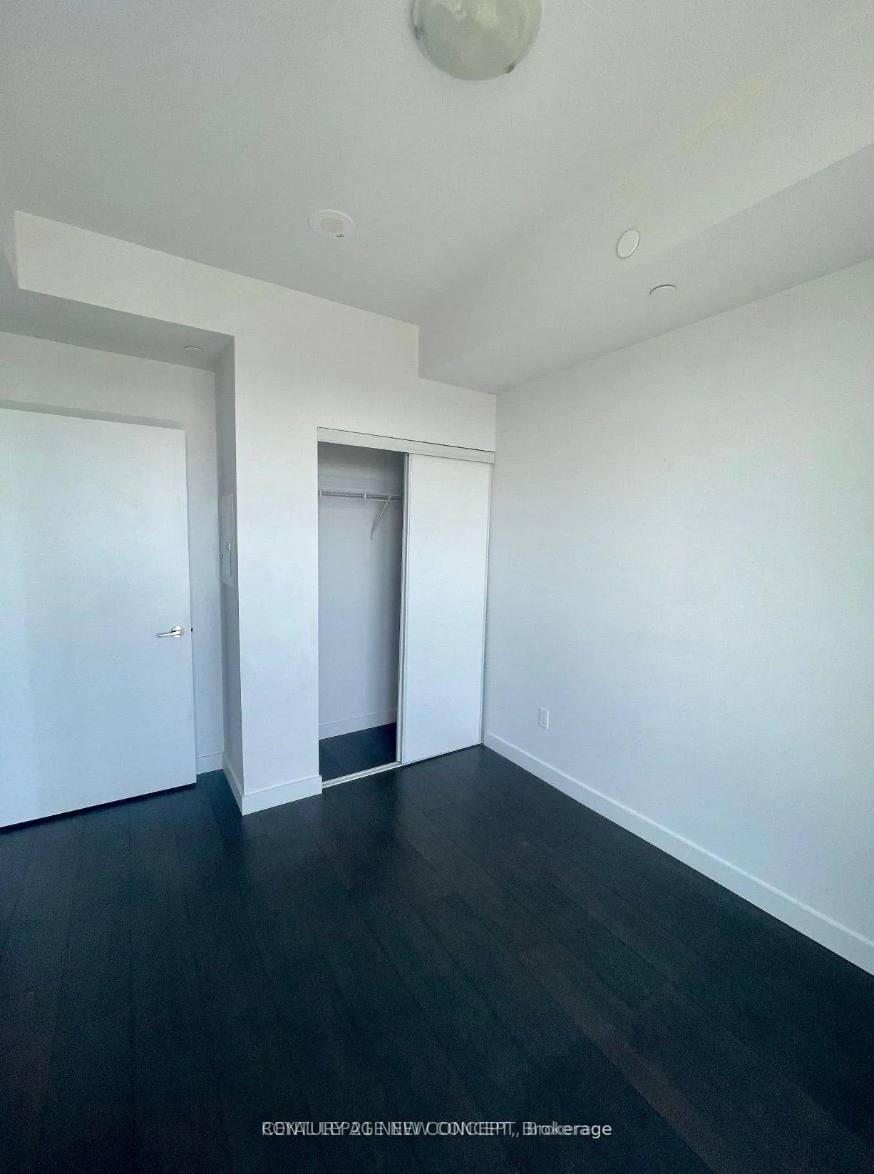 Photo 4 of Unit 4809, 8 Eglinton Avenue E, Toronto, Mount Pleasant West — HOMEH