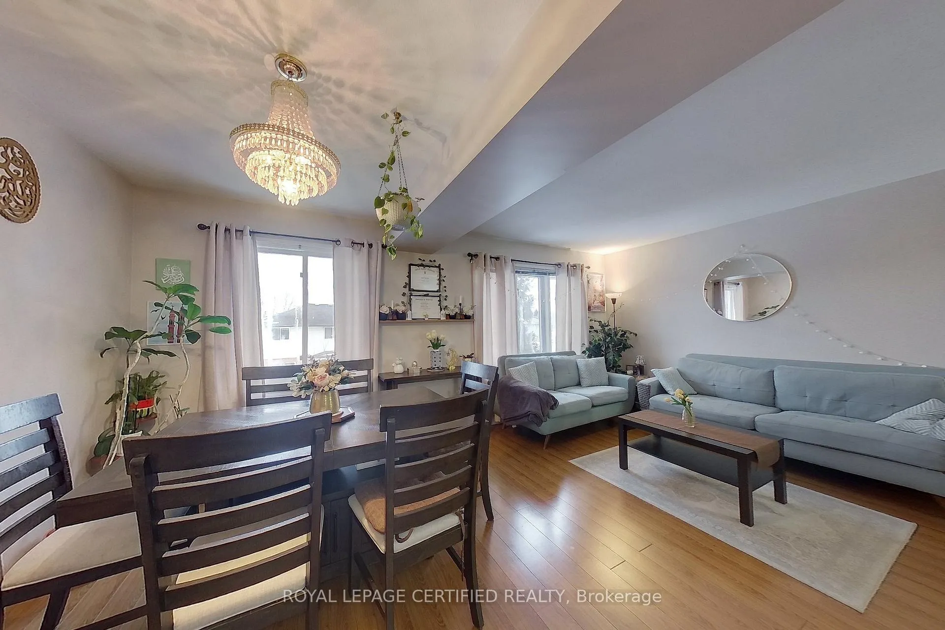 Photo 8 of 233 Benesfort Crescent, Kitchener, Victoria Hills — HOMEH