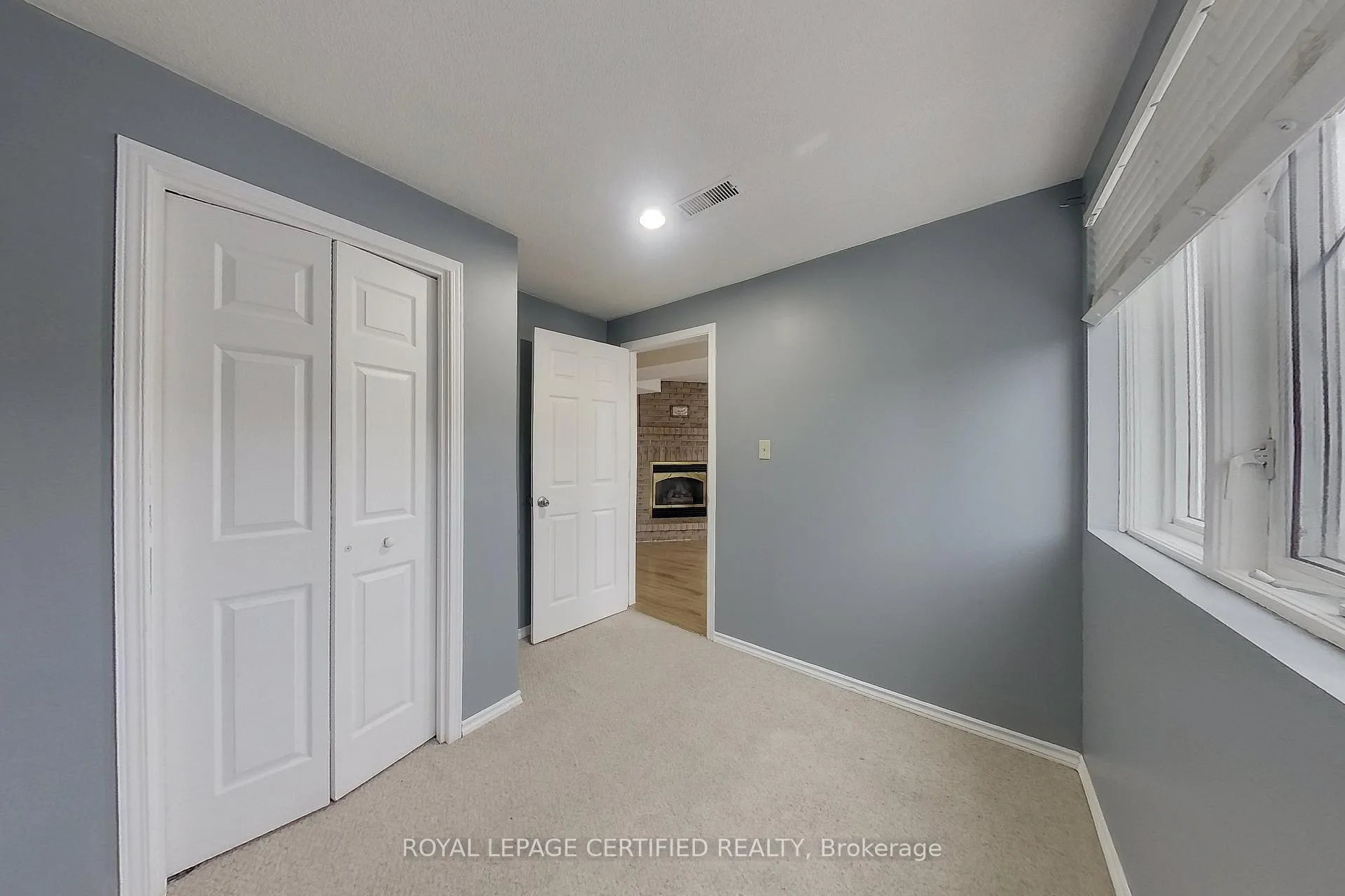 Photo 38 of 233 Benesfort Crescent, Kitchener, Victoria Hills — HOMEH