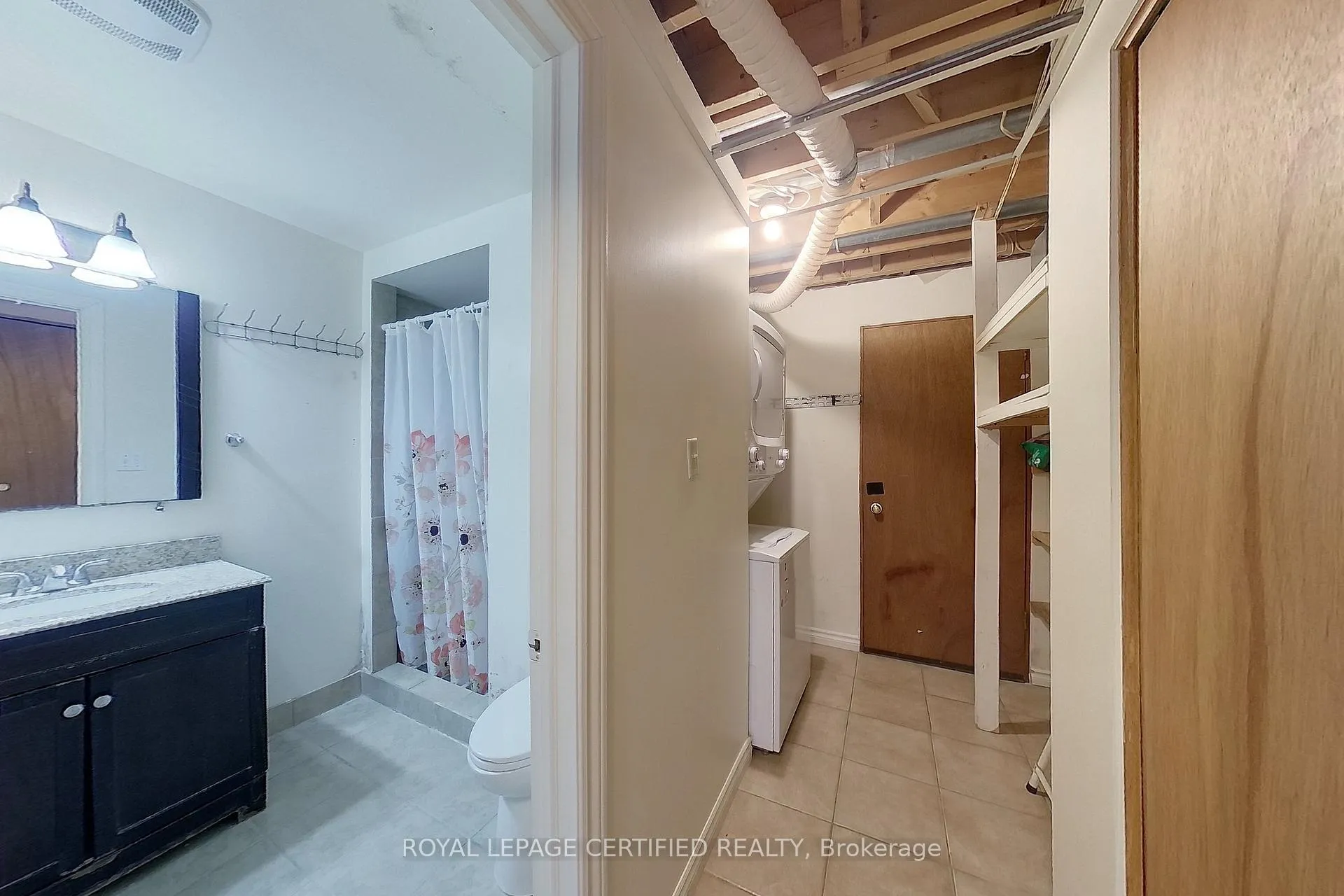 Photo 41 of 233 Benesfort Crescent, Kitchener, Victoria Hills — HOMEH