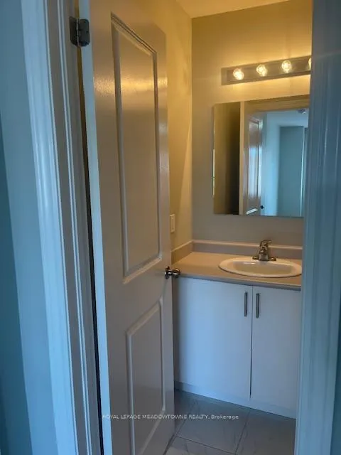 Photo 18 of Unit 29, 88 Decorso Drive, Guelph, Kortright East — HOMEH