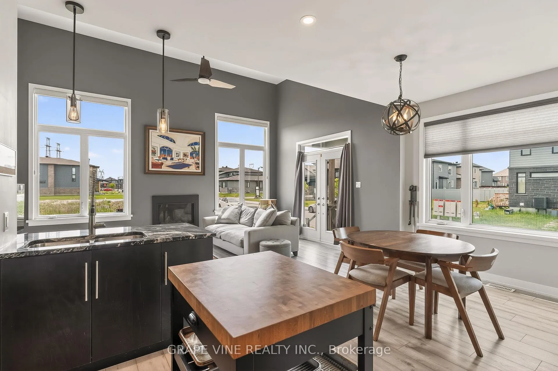Photo 18 of 4802 Abbott Street E, Ottawa, Kanata - Emerald Meadows/Trailwest — HOMEH