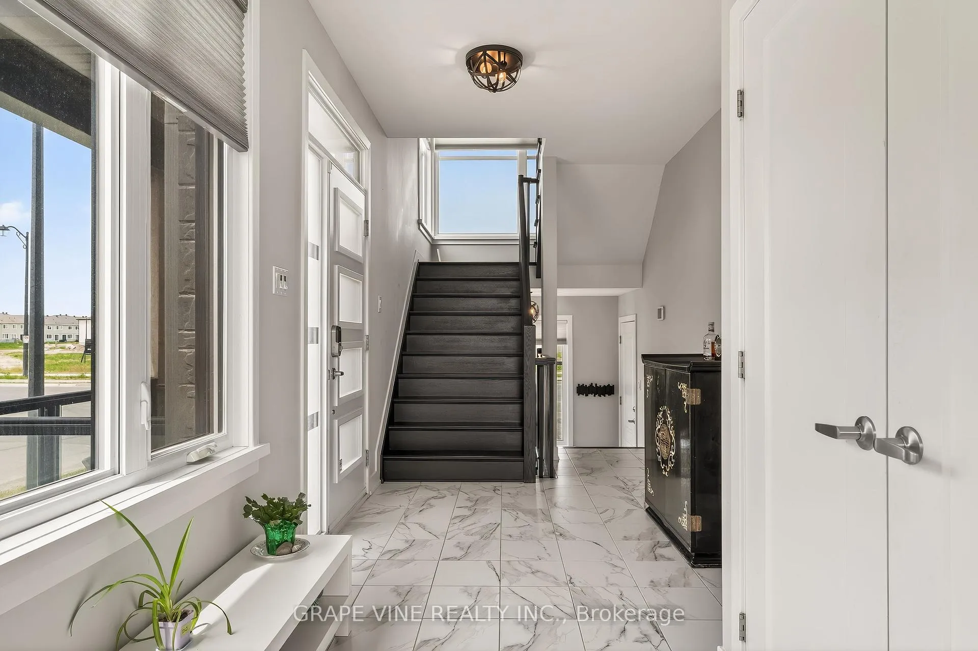 Photo 19 of 4802 Abbott Street E, Ottawa, Kanata - Emerald Meadows/Trailwest — HOMEH
