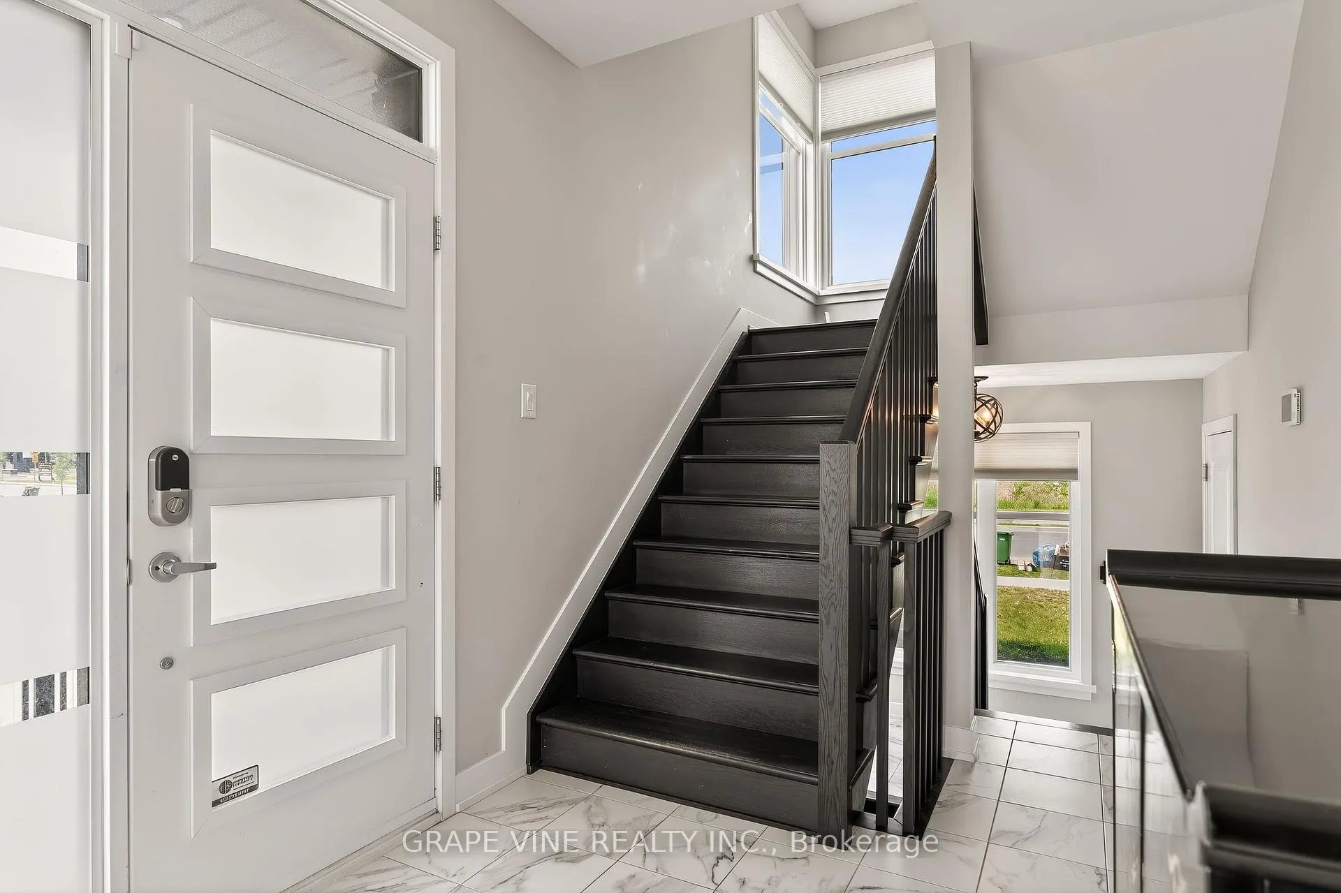 Photo 20 of 4802 Abbott Street E, Ottawa, Kanata - Emerald Meadows/Trailwest — HOMEH