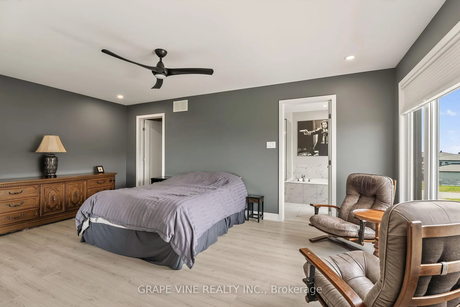 Photo 30 of 4802 Abbott Street E, Ottawa, Kanata - Emerald Meadows/Trailwest — HOMEH