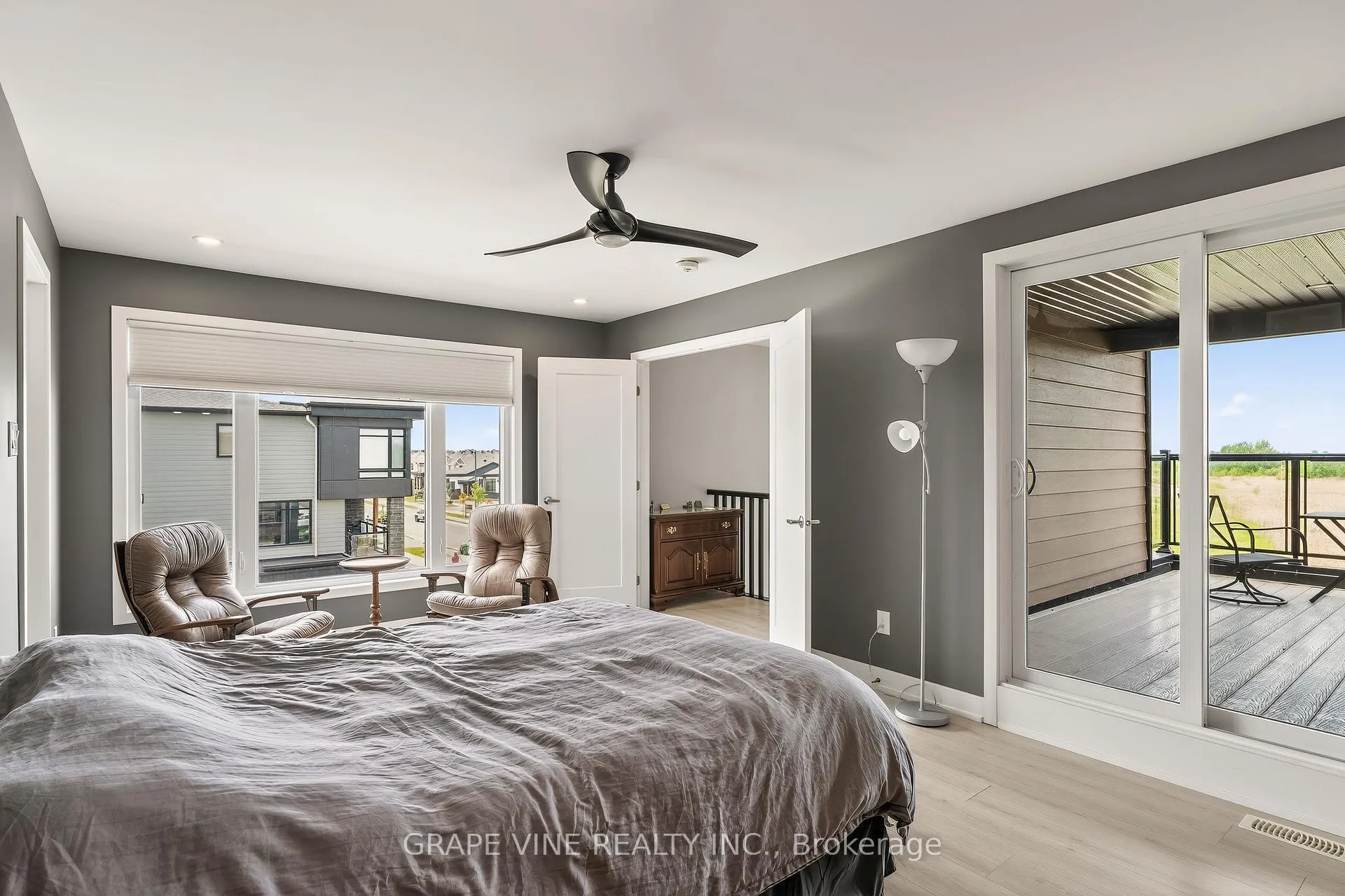 Photo 31 of 4802 Abbott Street E, Ottawa, Kanata - Emerald Meadows/Trailwest — HOMEH