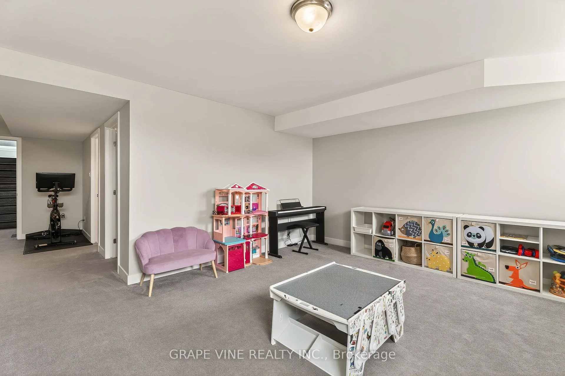 Photo 35 of 4802 Abbott Street E, Ottawa, Kanata - Emerald Meadows/Trailwest — HOMEH