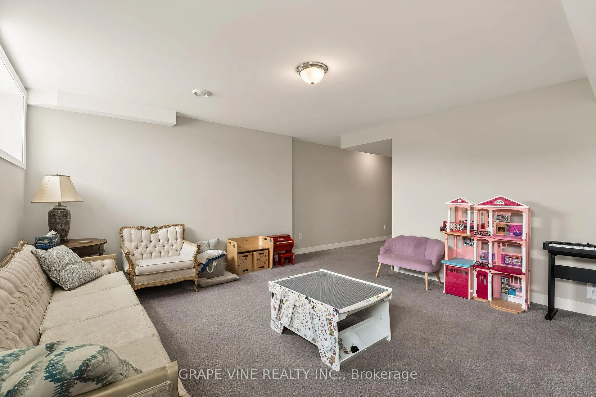 Photo 37 of 4802 Abbott Street E, Ottawa, Kanata - Emerald Meadows/Trailwest — HOMEH