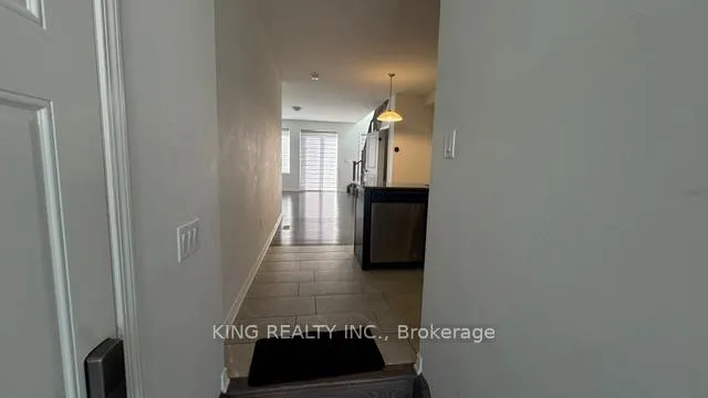 Photo 3 of 80 Keppel Circle, Brampton, Northwest Brampton — HOMEH