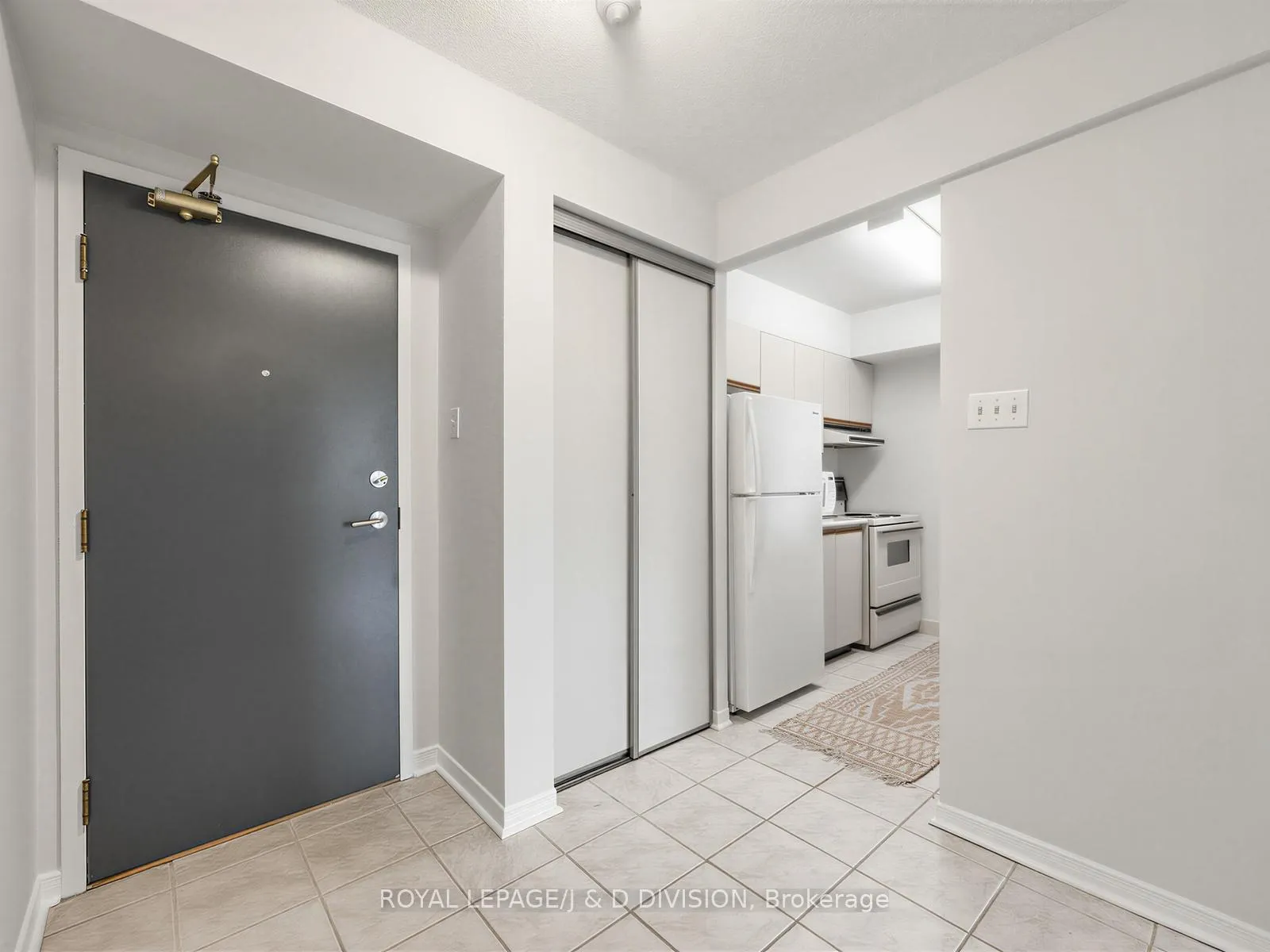 Photo 2 of Unit 211, 1665 Pickering Parkway, Pickering, Village East — HOMEH