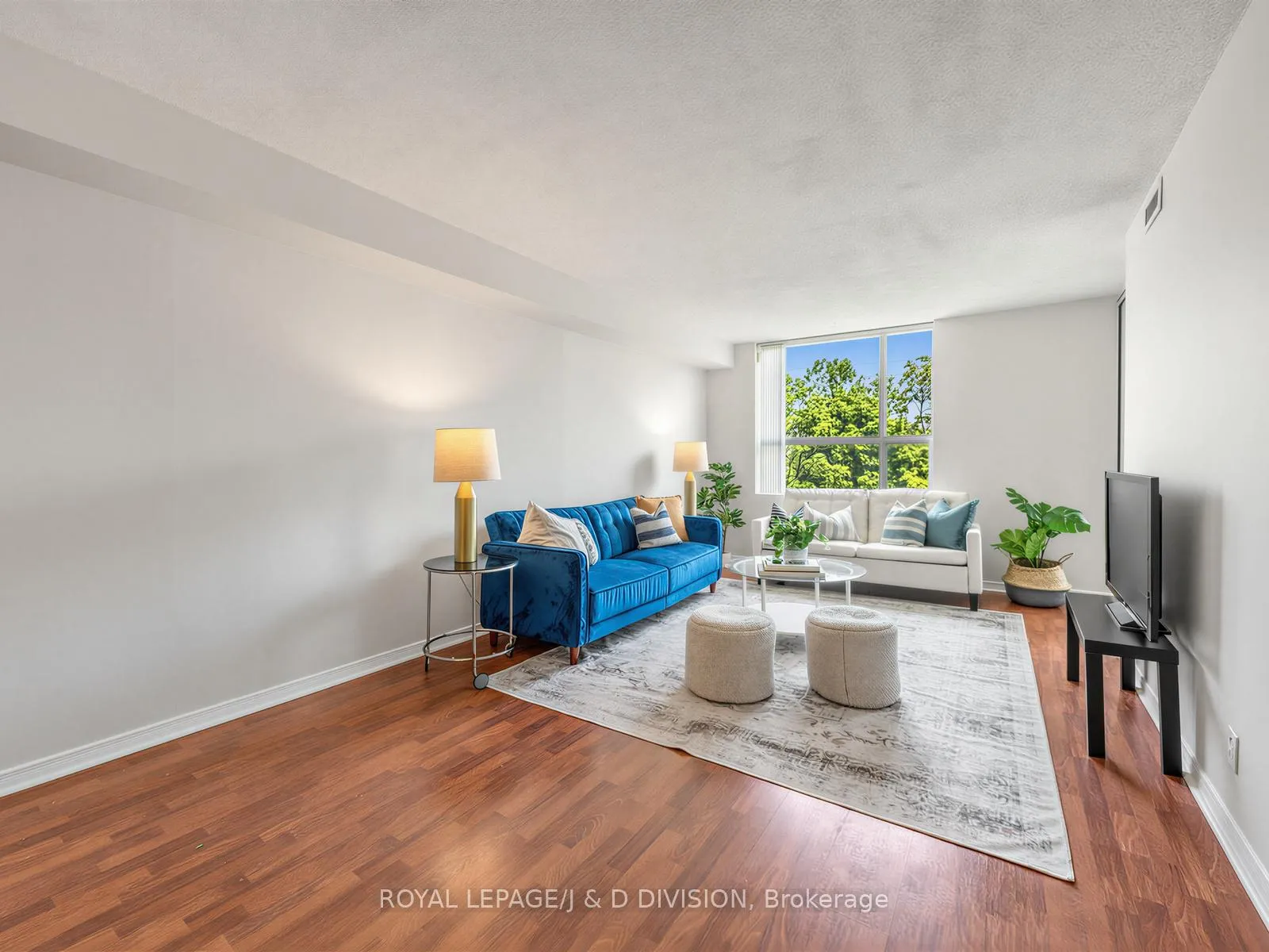 Photo 6 of Unit 211, 1665 Pickering Parkway, Pickering, Village East — HOMEH