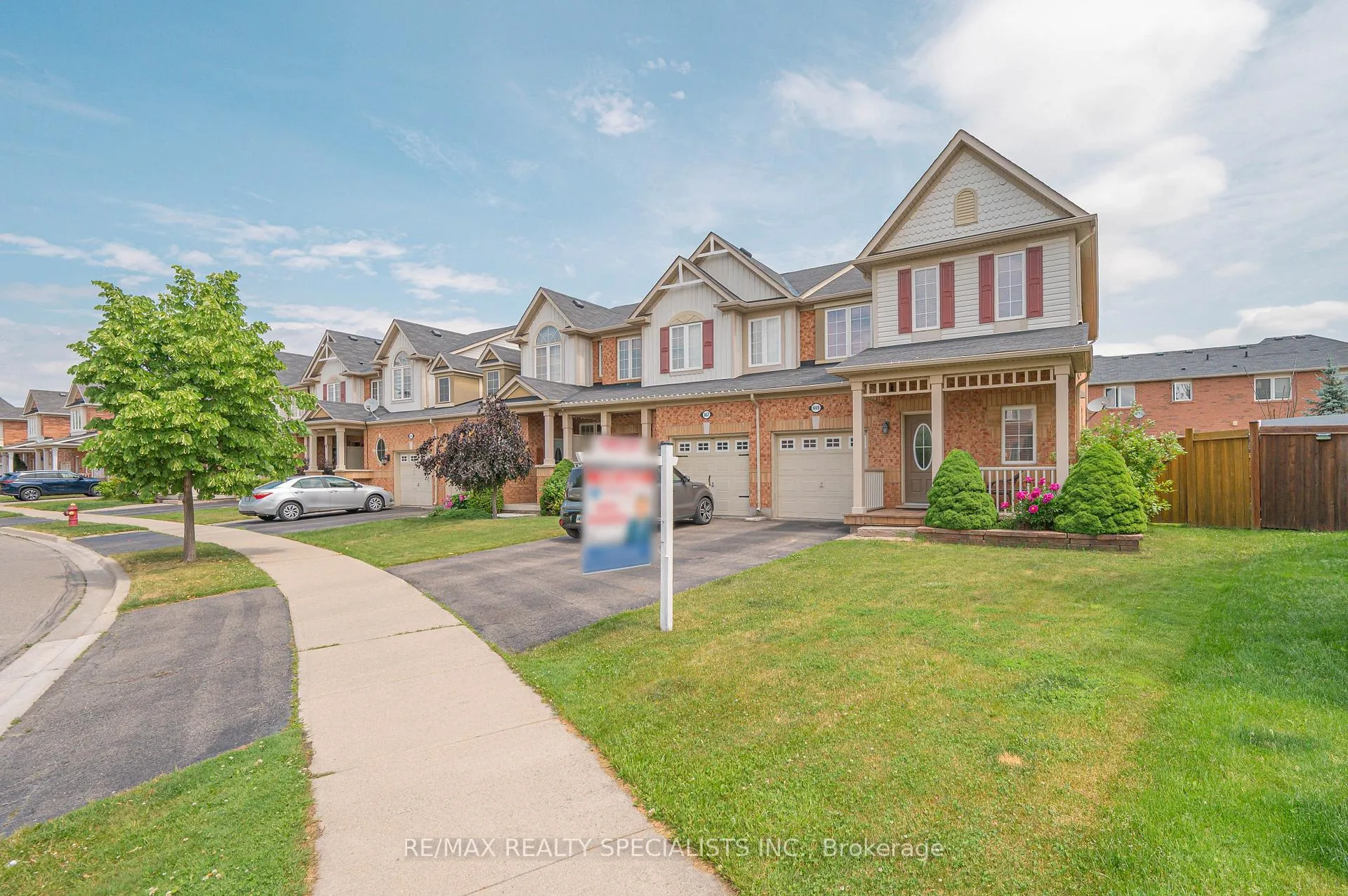 Photo 3 of 669 Gervais Terrace, Milton, Coates — HOMEH