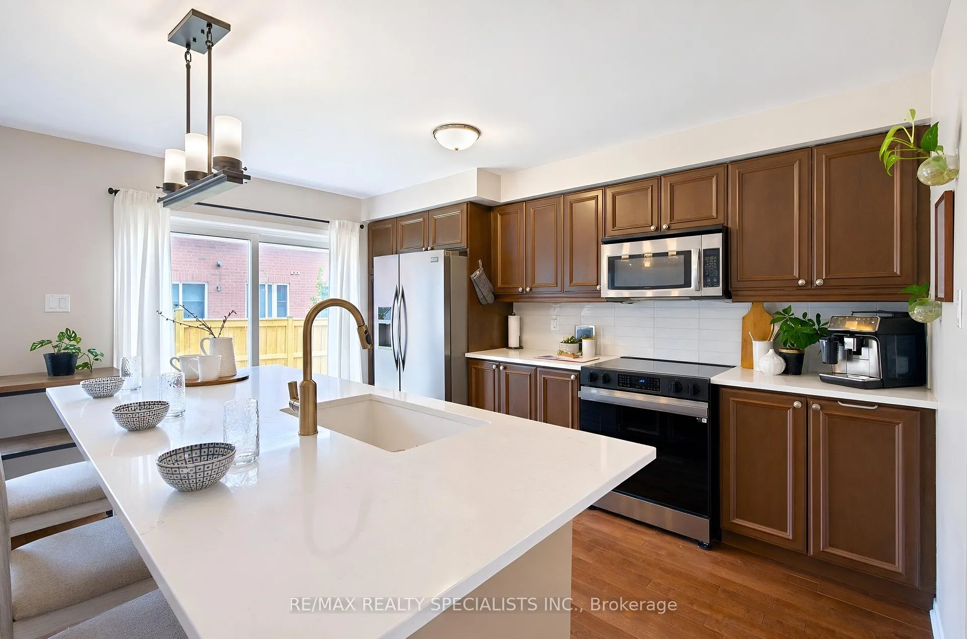 Photo 24 of 669 Gervais Terrace, Milton, Coates — HOMEH