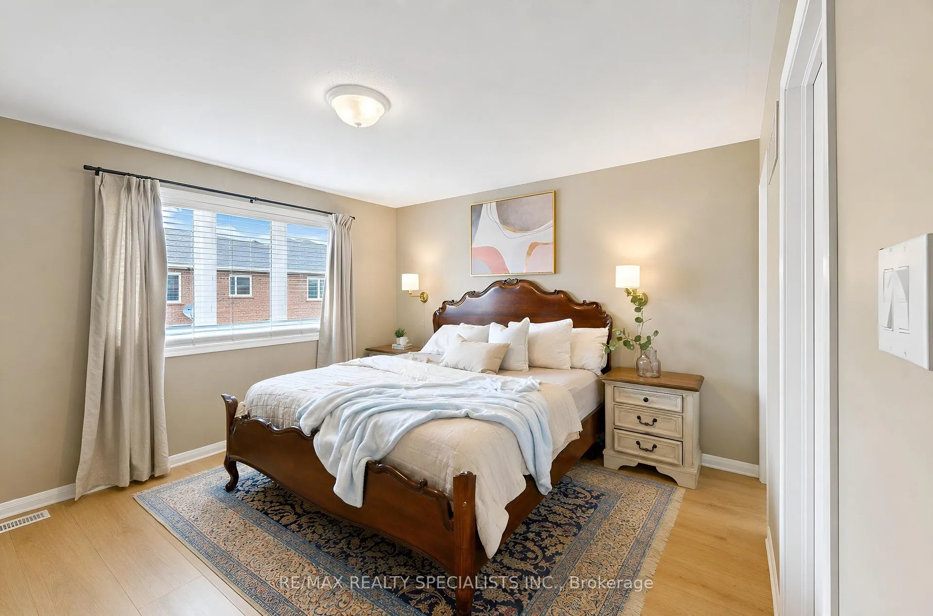 Photo 44 of 669 Gervais Terrace, Milton, Coates — HOMEH