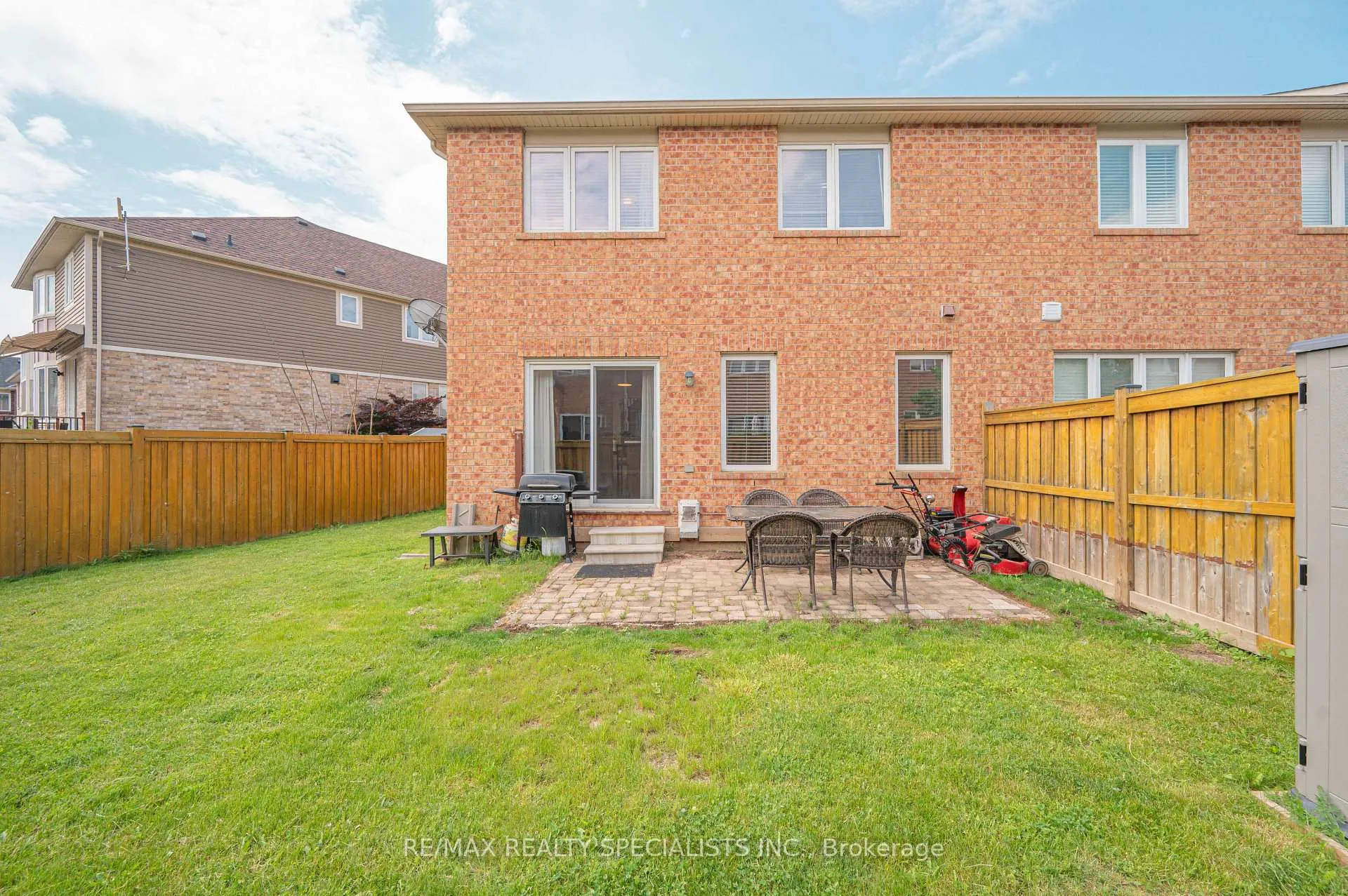 Photo 47 of 669 Gervais Terrace, Milton, Coates — HOMEH