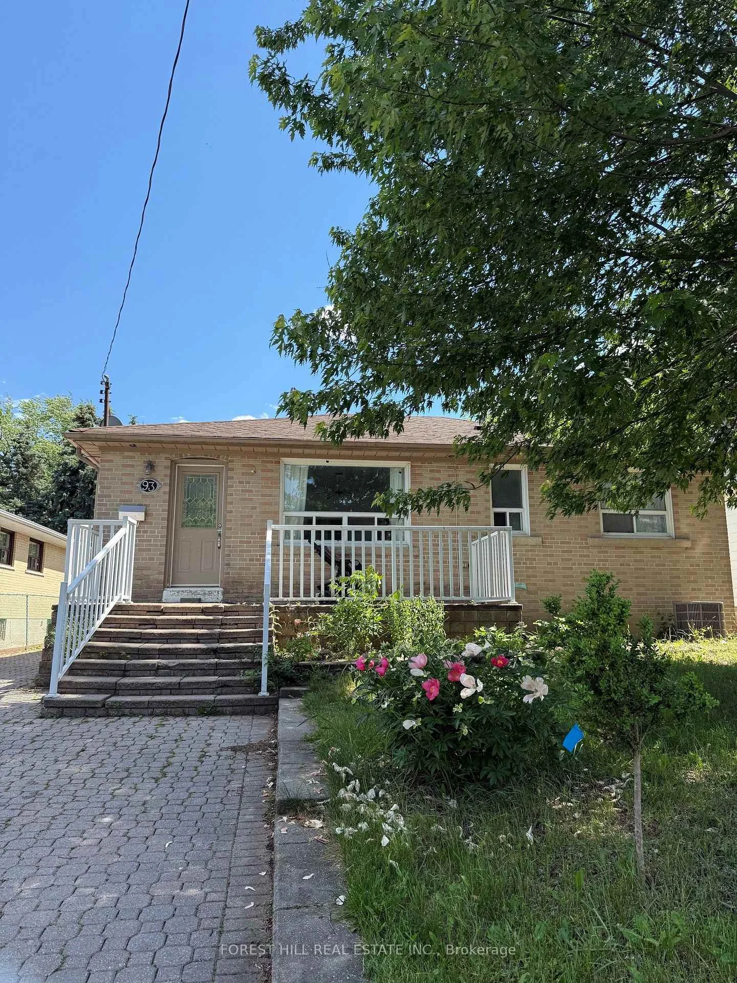 Front of 93 Morgan Avenue