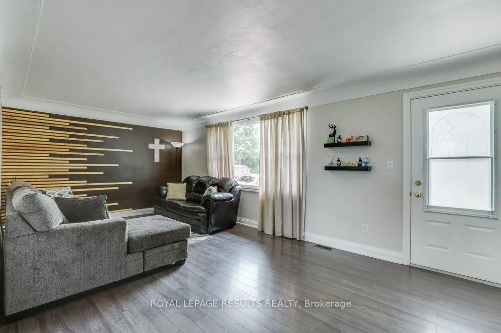 Photo 14 of 64 North Street E, Tillsonburg — HOMEH