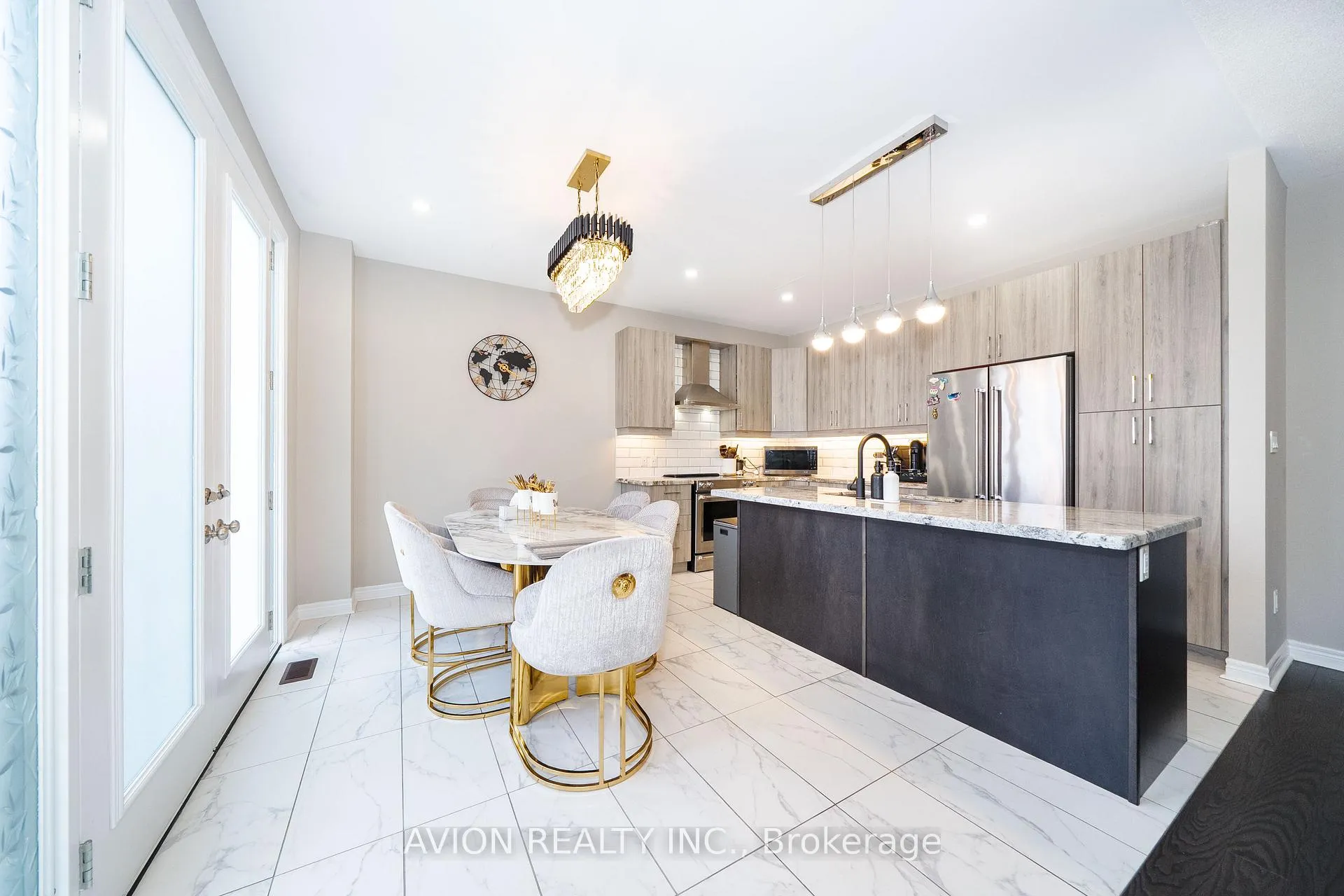 Photo 5 of 1034 Tigerlily Trail, Pickering, Rural Pickering — HOMEH