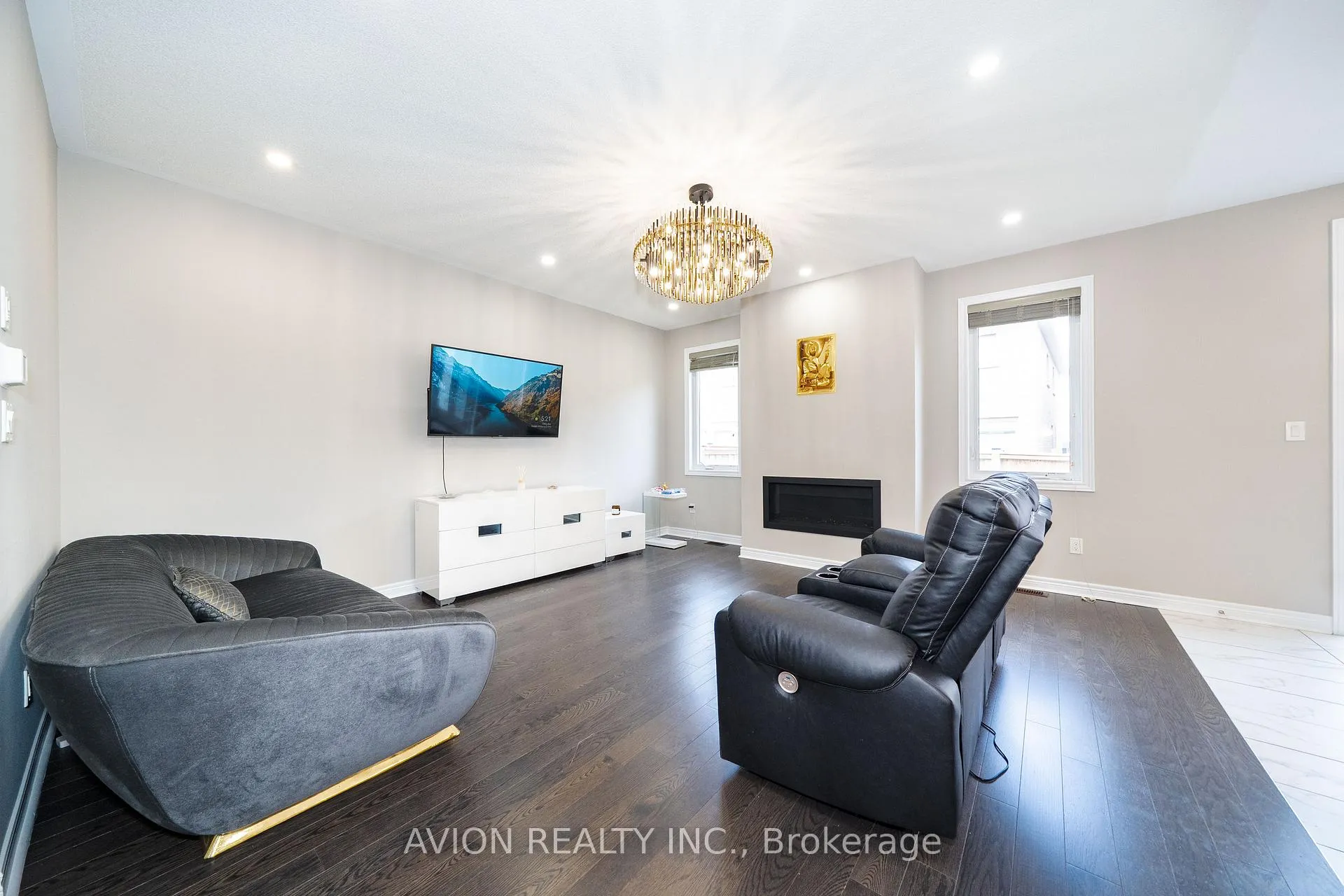 Photo 9 of 1034 Tigerlily Trail, Pickering, Rural Pickering — HOMEH
