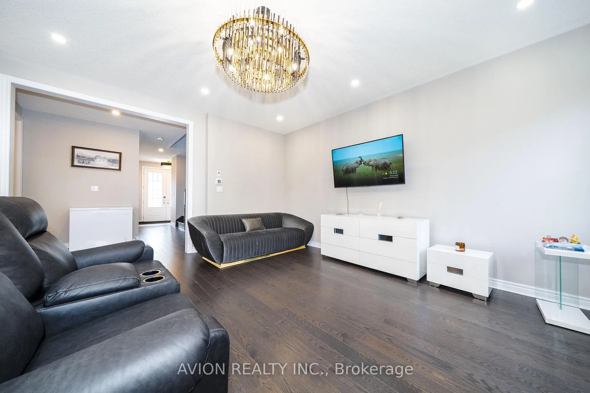 Photo 10 of 1034 Tigerlily Trail, Pickering, Rural Pickering — HOMEH