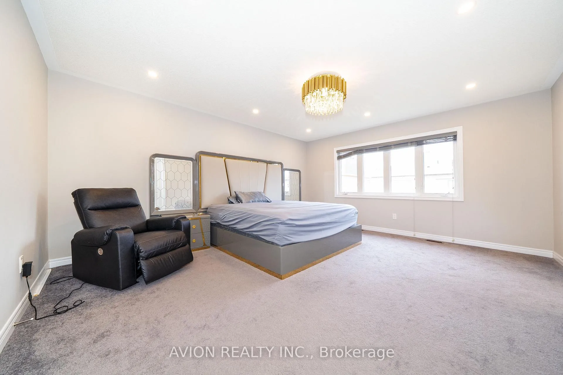 Photo 15 of 1034 Tigerlily Trail, Pickering, Rural Pickering — HOMEH