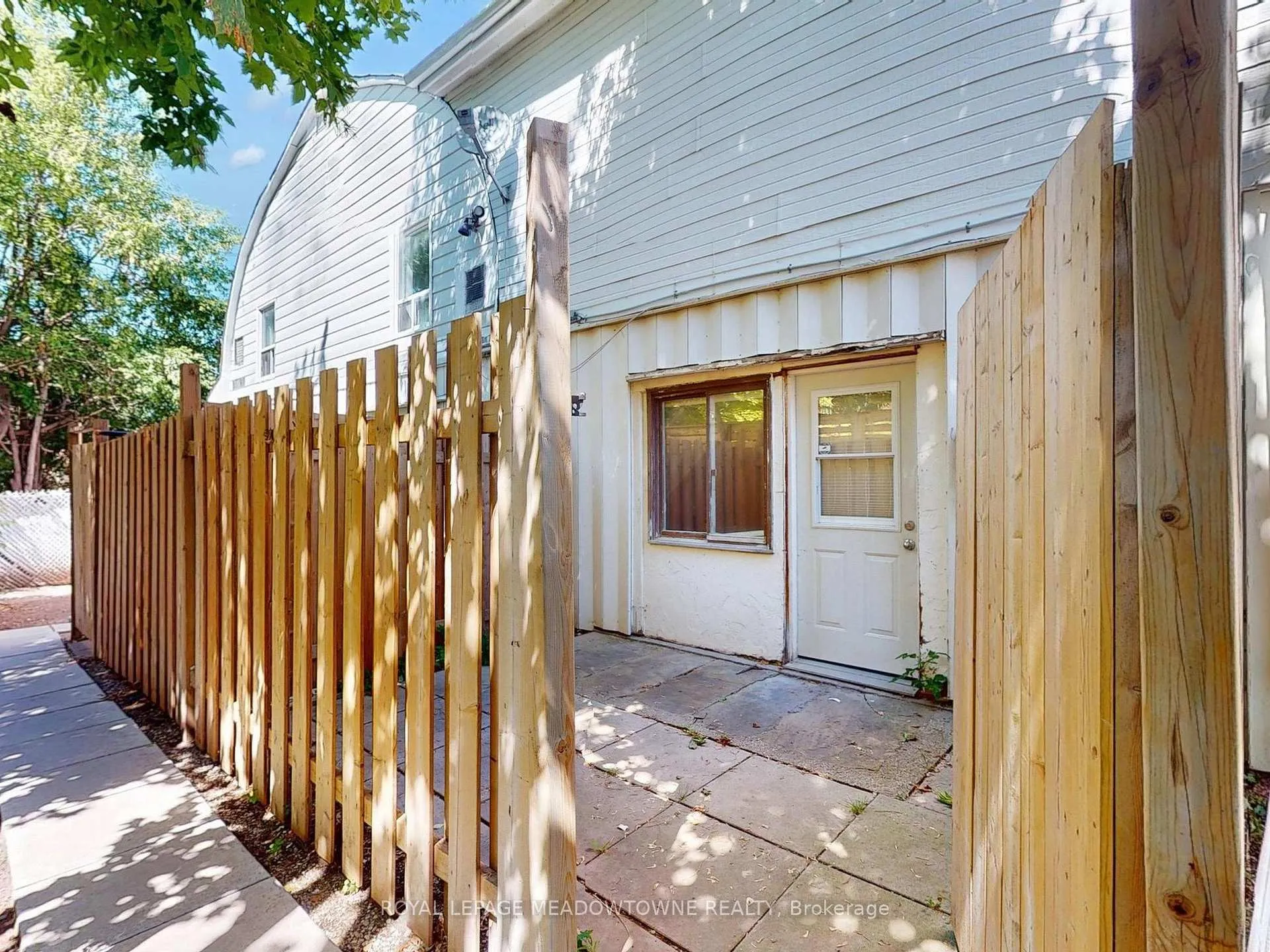 Photo 1 of Unit 6, 12 Wesleyan Street, Halton Hills, Georgetown — HOMEH