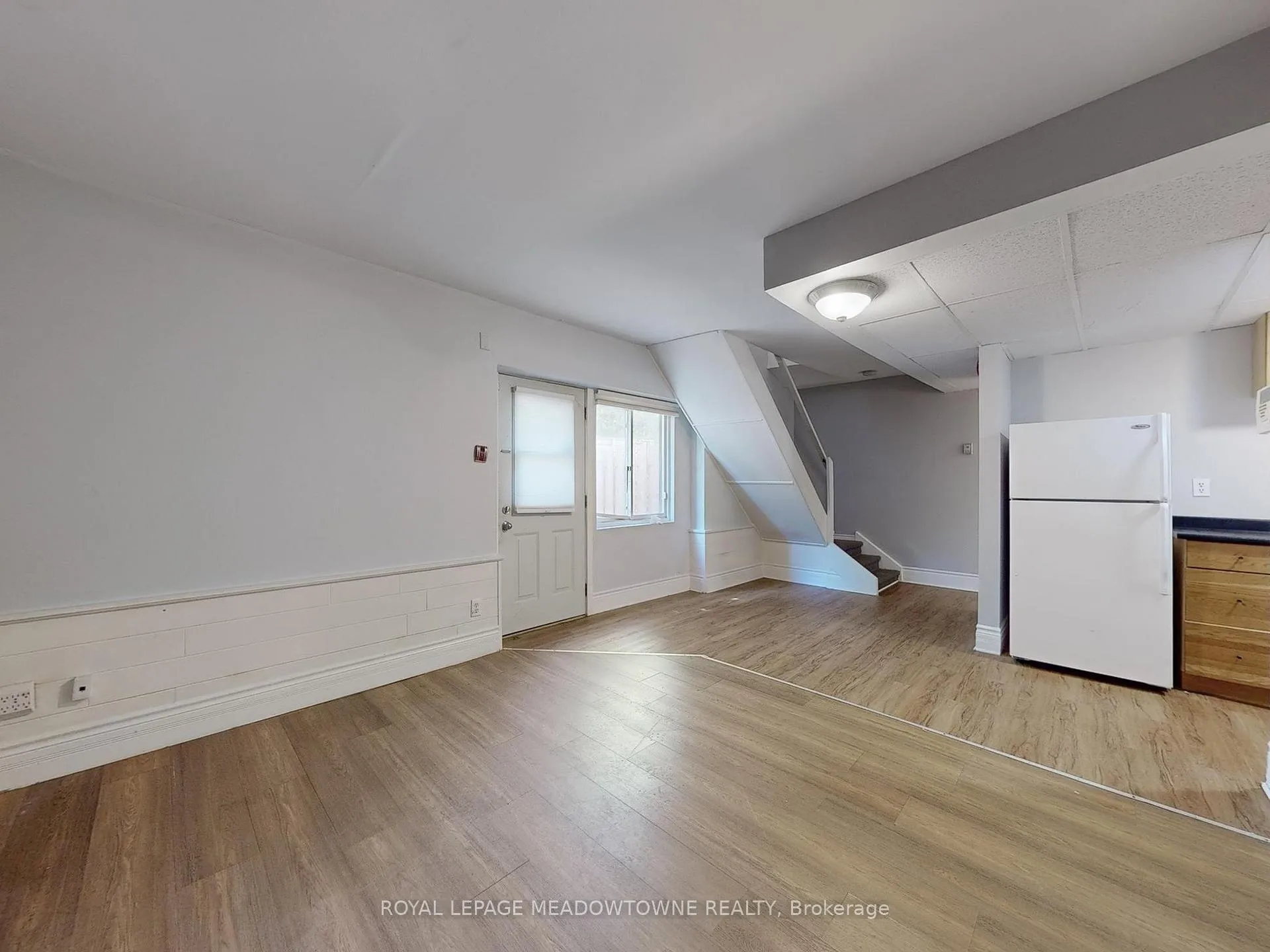 Photo 3 of Unit 6, 12 Wesleyan Street, Halton Hills, Georgetown — HOMEH