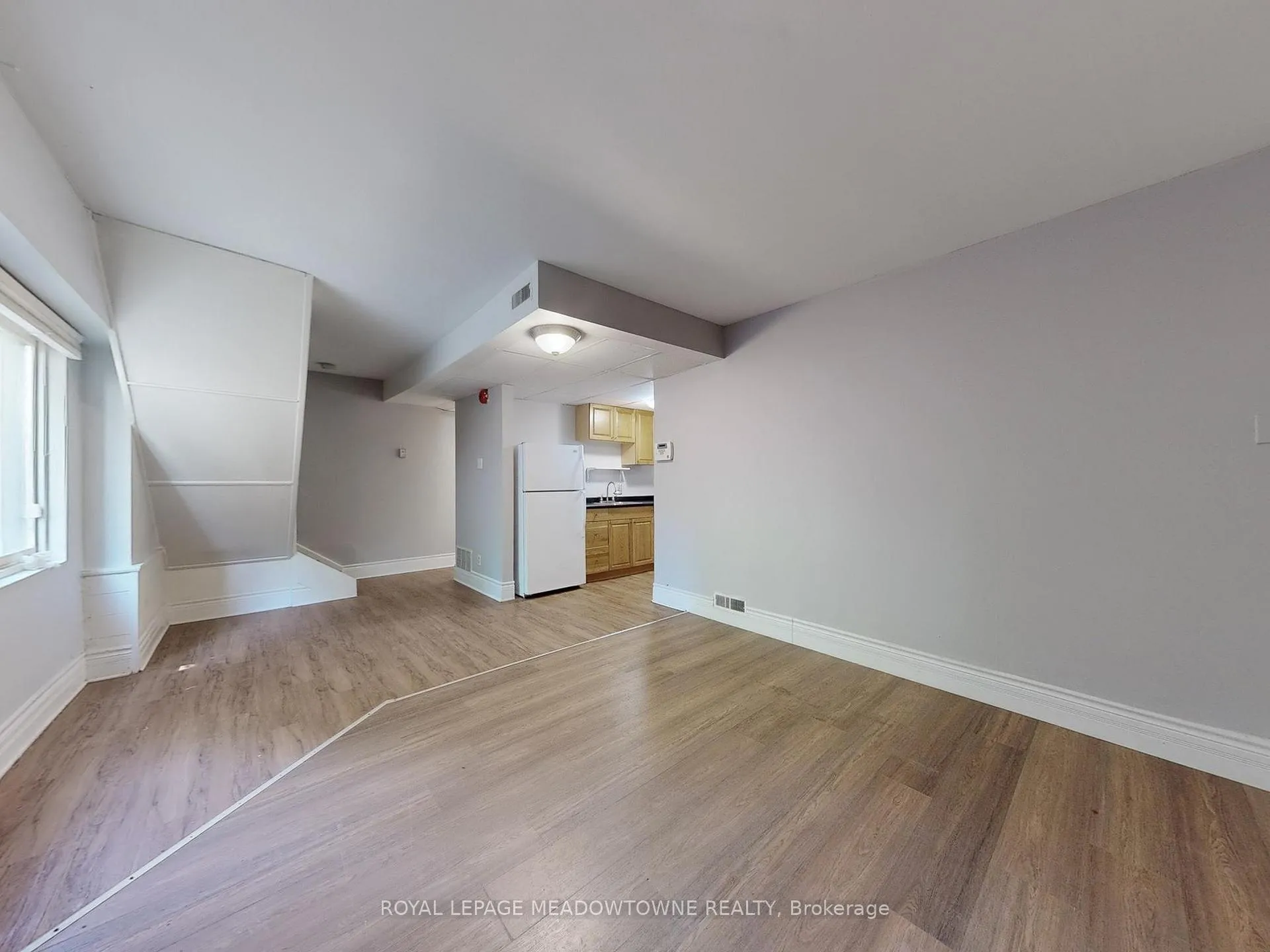 Photo 5 of Unit 6, 12 Wesleyan Street, Halton Hills, Georgetown — HOMEH