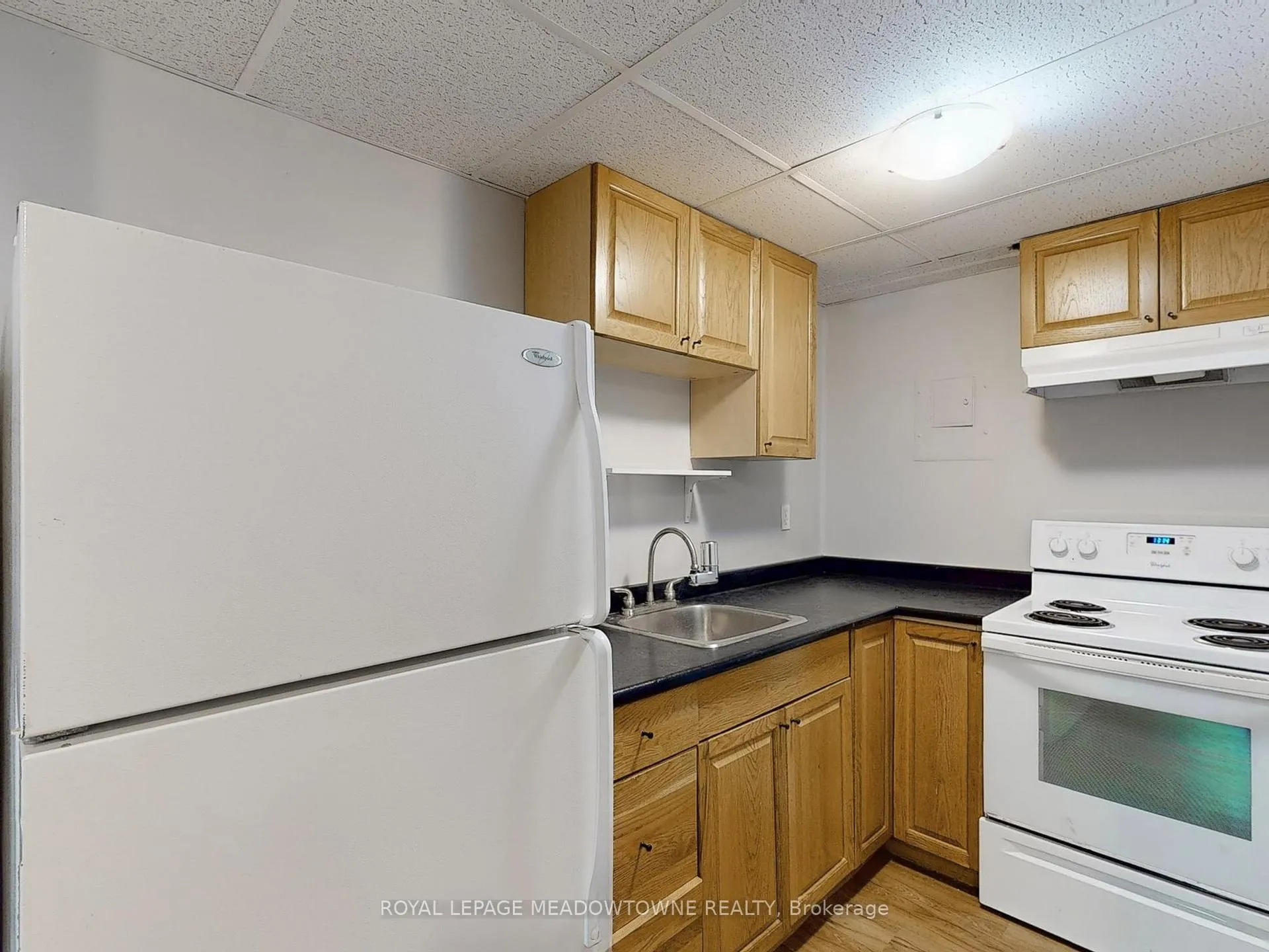 Photo 8 of Unit 6, 12 Wesleyan Street, Halton Hills, Georgetown — HOMEH