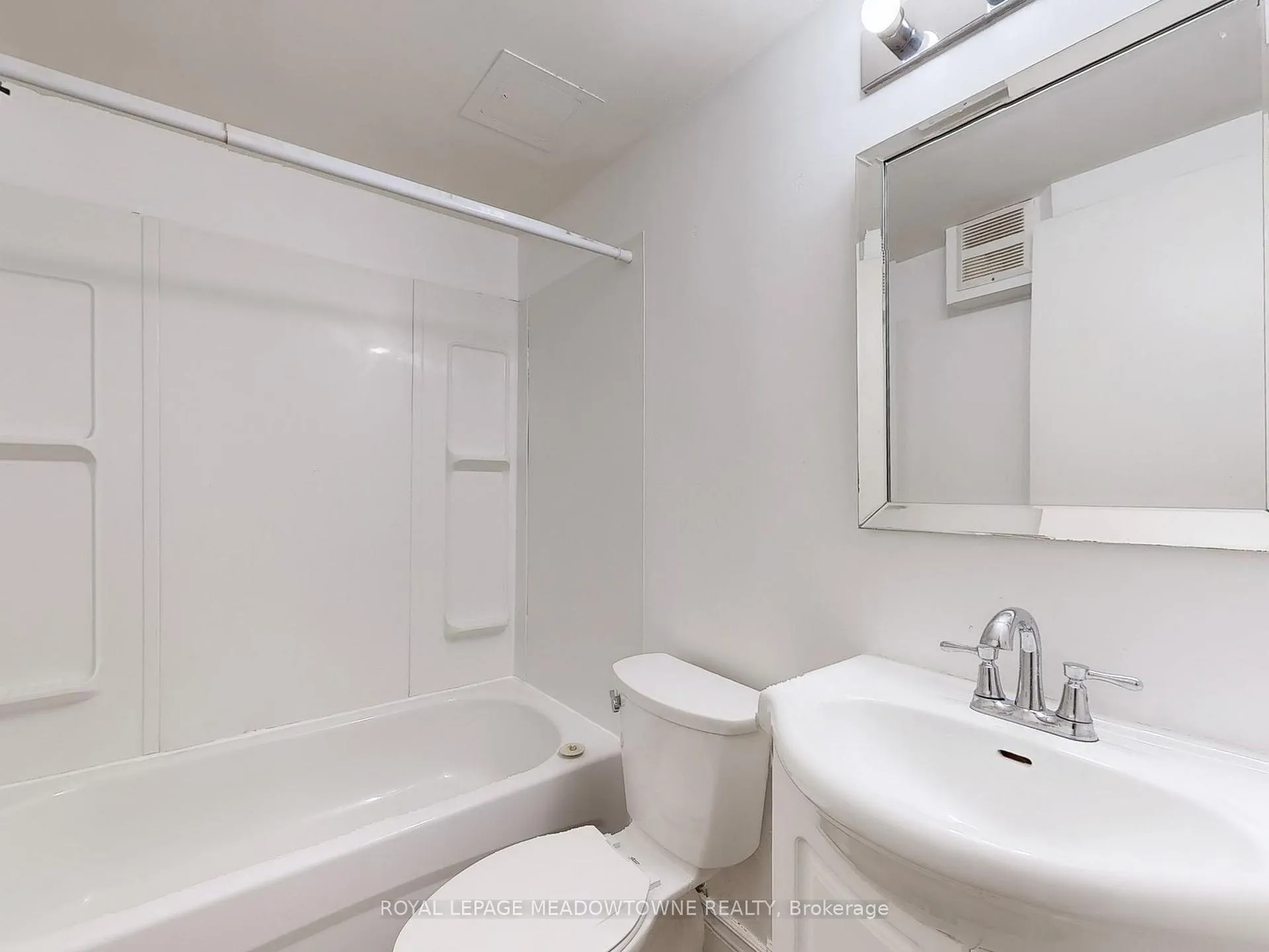 Photo 10 of Unit 6, 12 Wesleyan Street, Halton Hills, Georgetown — HOMEH