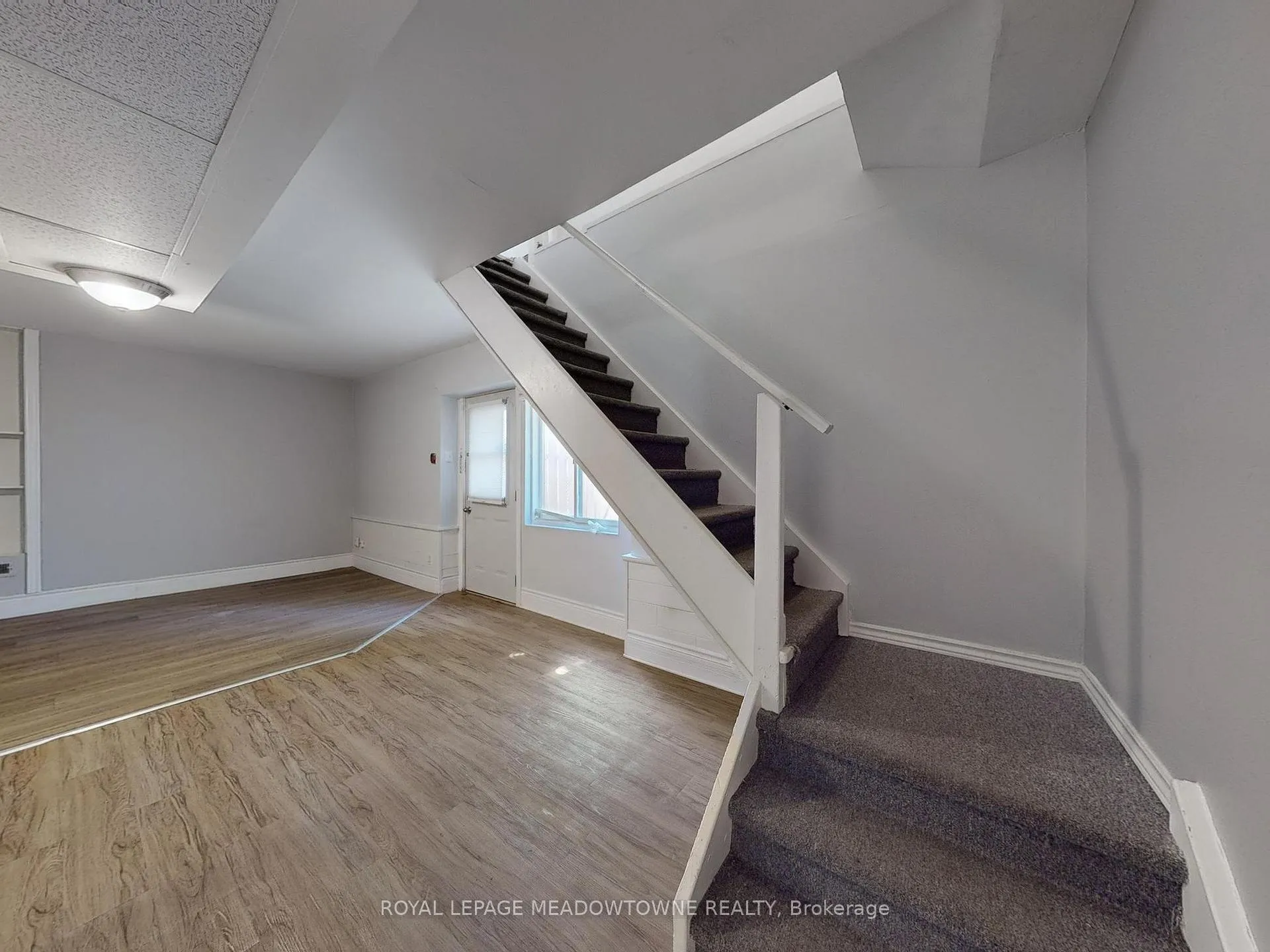 Photo 11 of Unit 6, 12 Wesleyan Street, Halton Hills, Georgetown — HOMEH