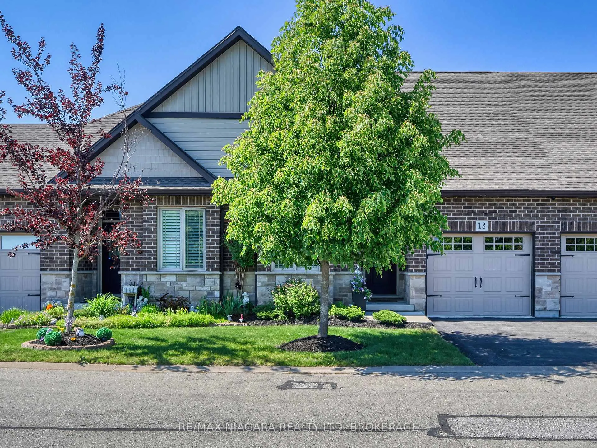 Photo 1 of Unit 18, 9528 Hendershot Boulevard, Niagara Falls, Forestview — HOMEH
